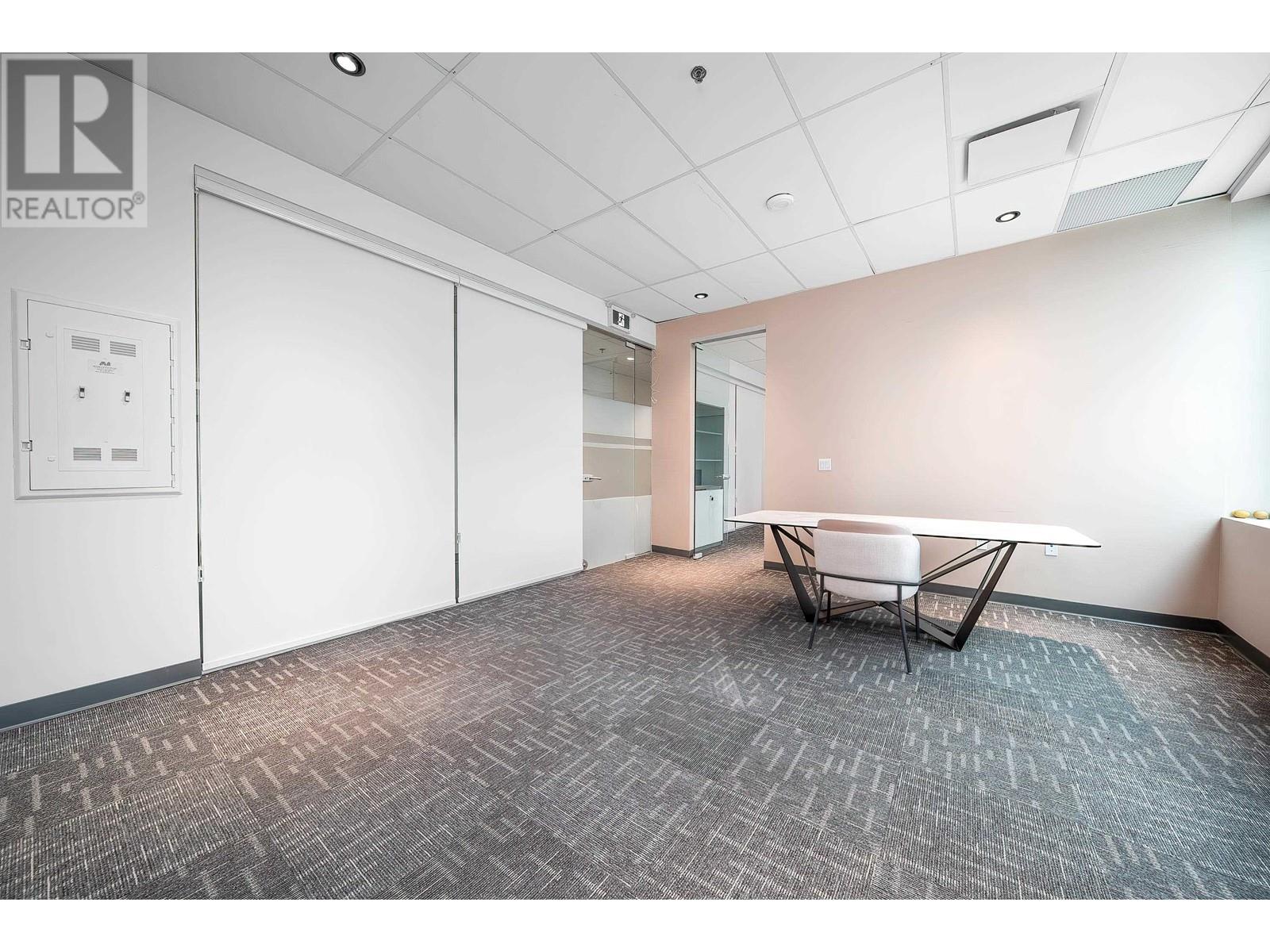 665 8477 Bridgeport Road Property Photo 11