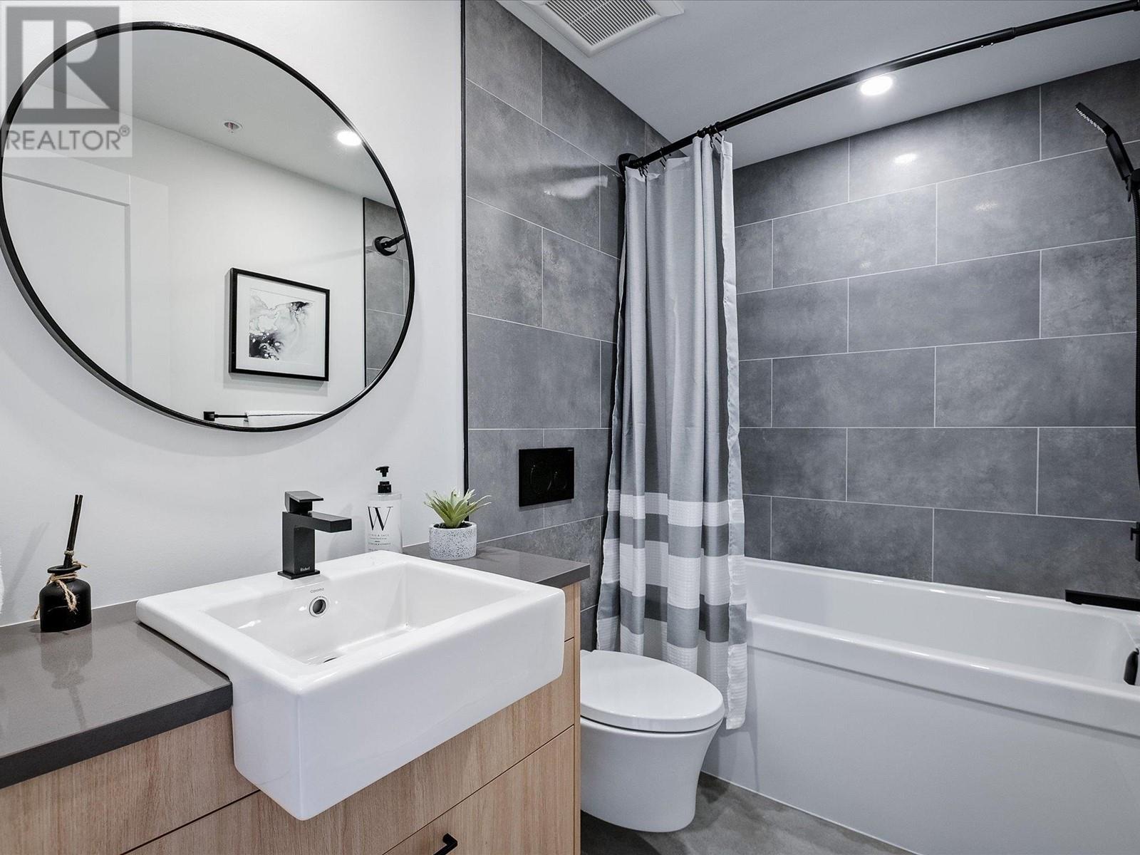 13 7342 Industrial Way Property Photo 15