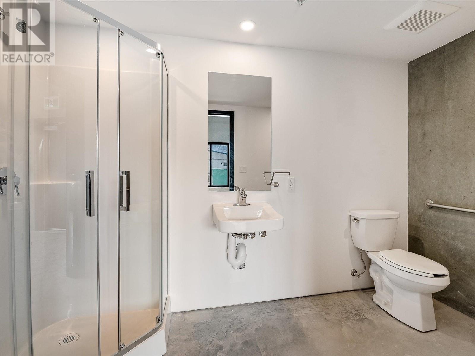 13 7342 Industrial Way Property Photo 31