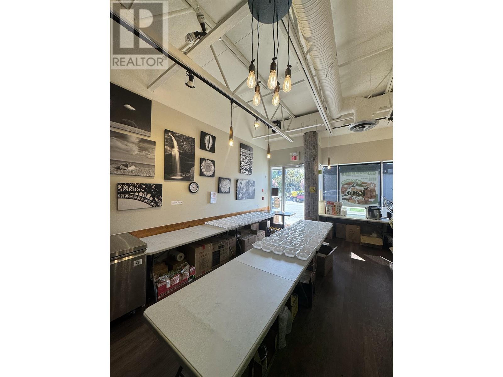 3188 Macdonald Street Property Photo 1