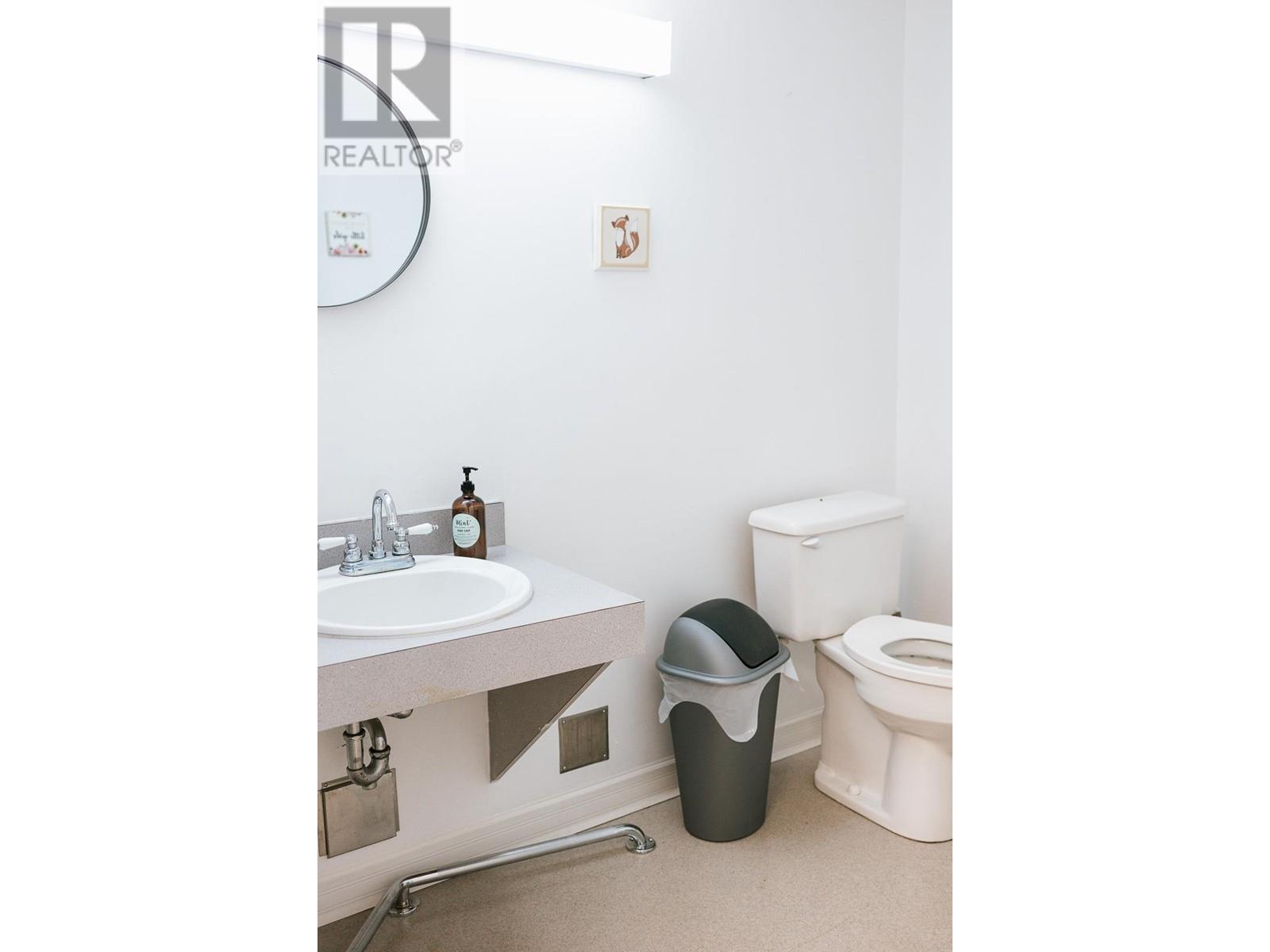 1840 3rd Avenue Property Photo 12