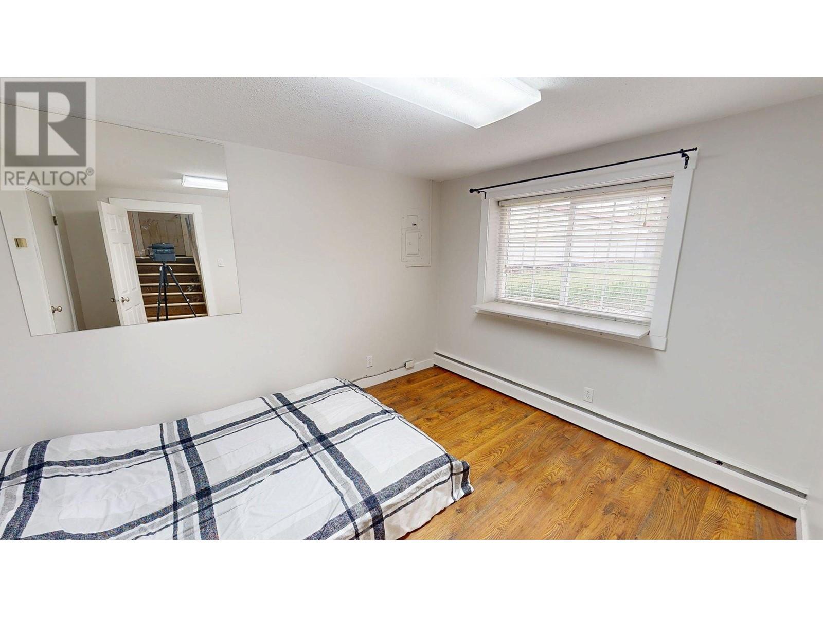 8903 100 Avenue Property Photo 12