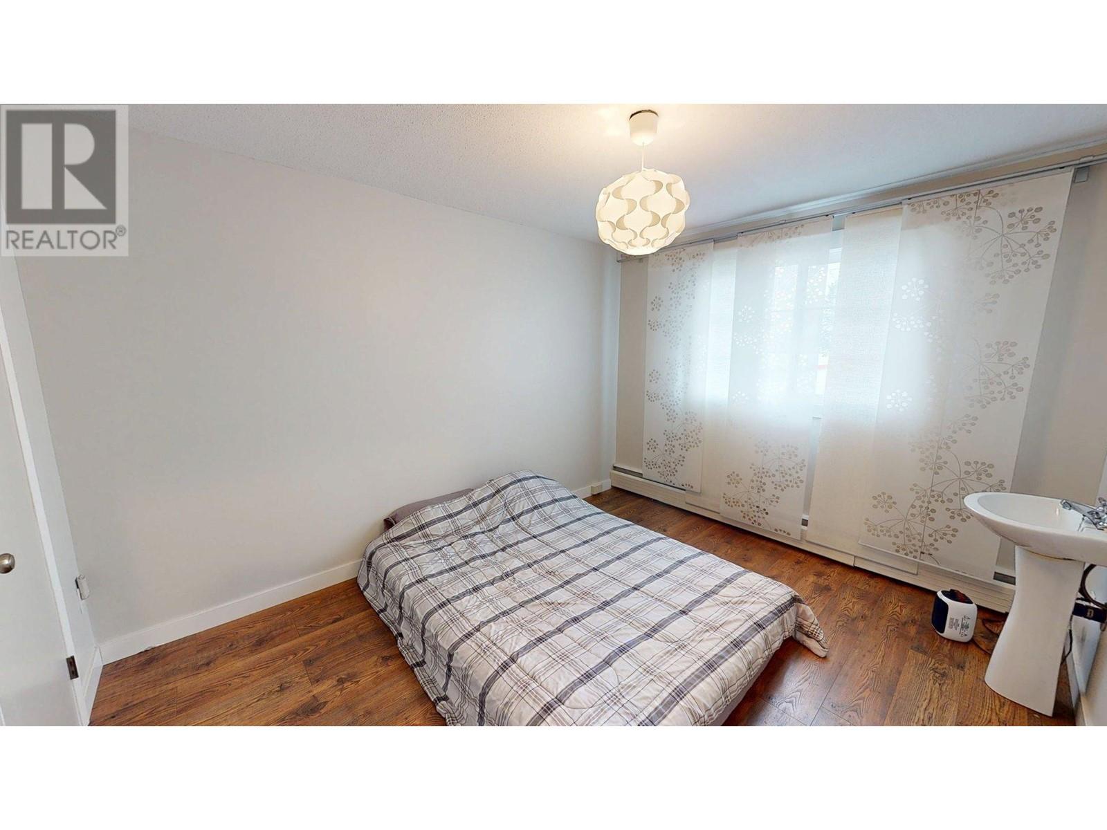 8903 100 Avenue Property Photo 13