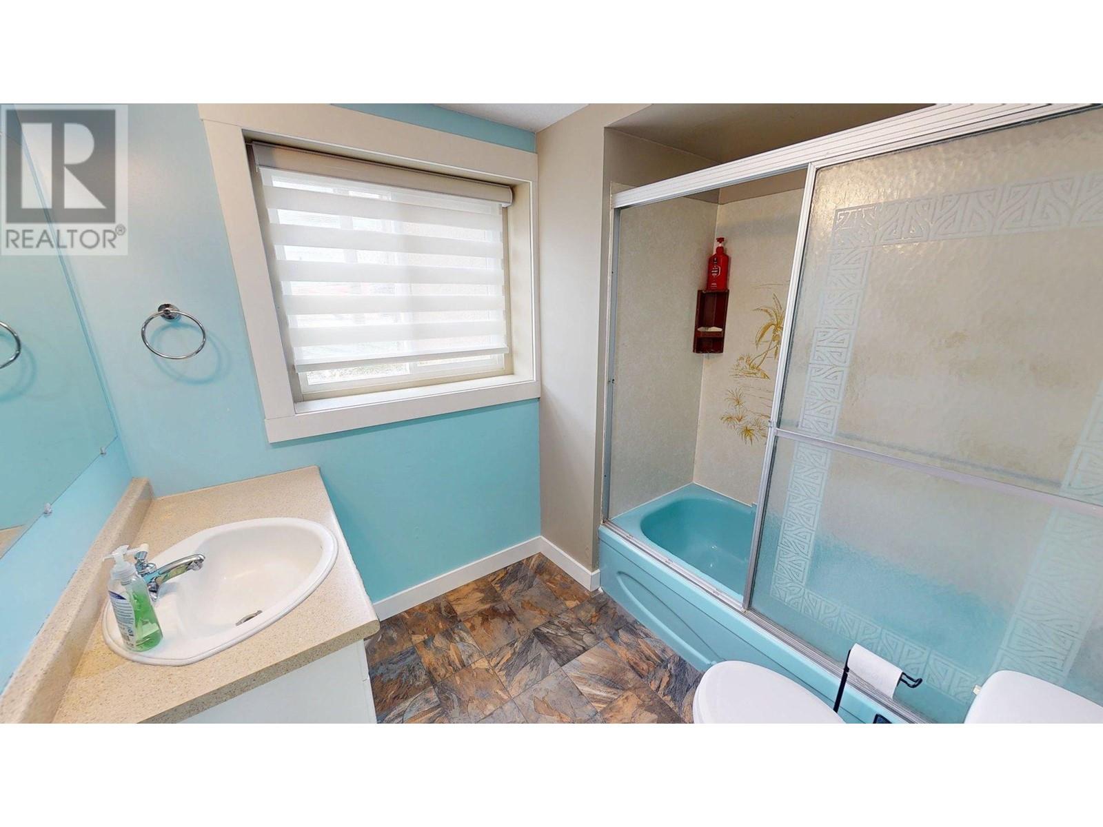 8903 100 Avenue Property Photo 18