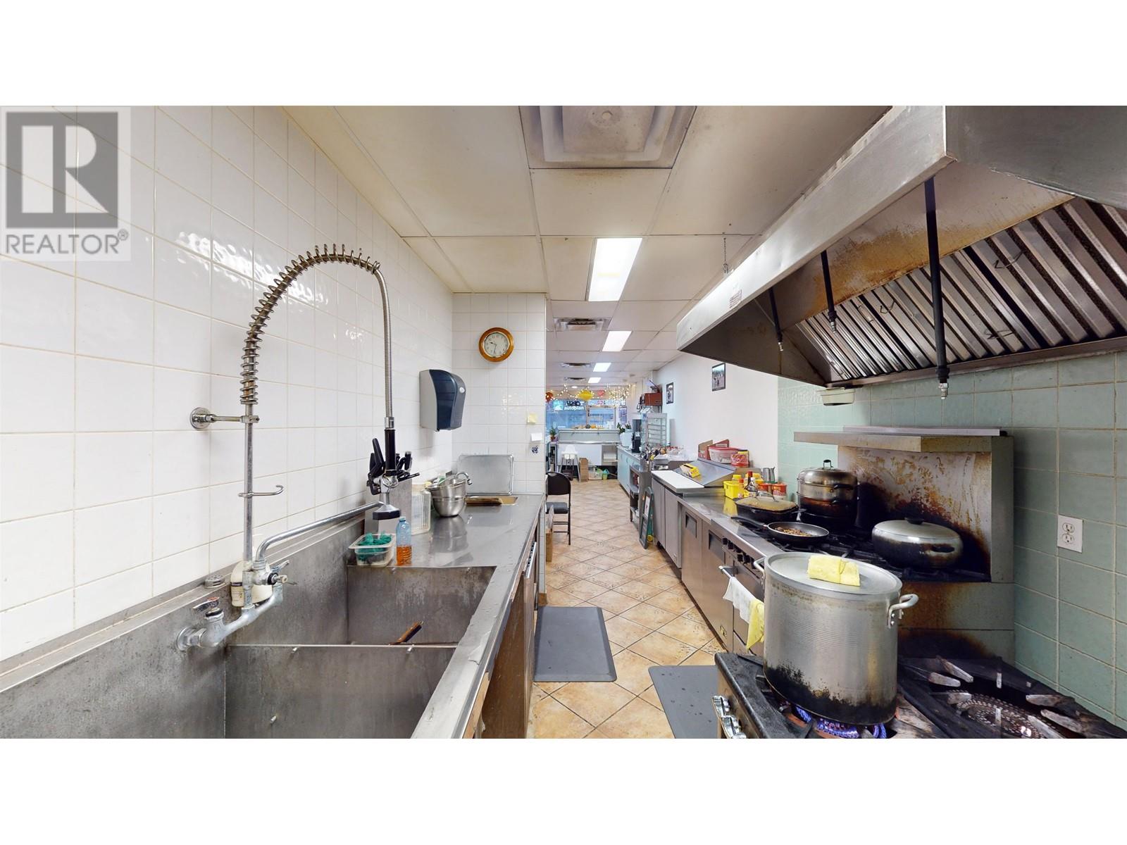 252 Reid Street Property Photo 11