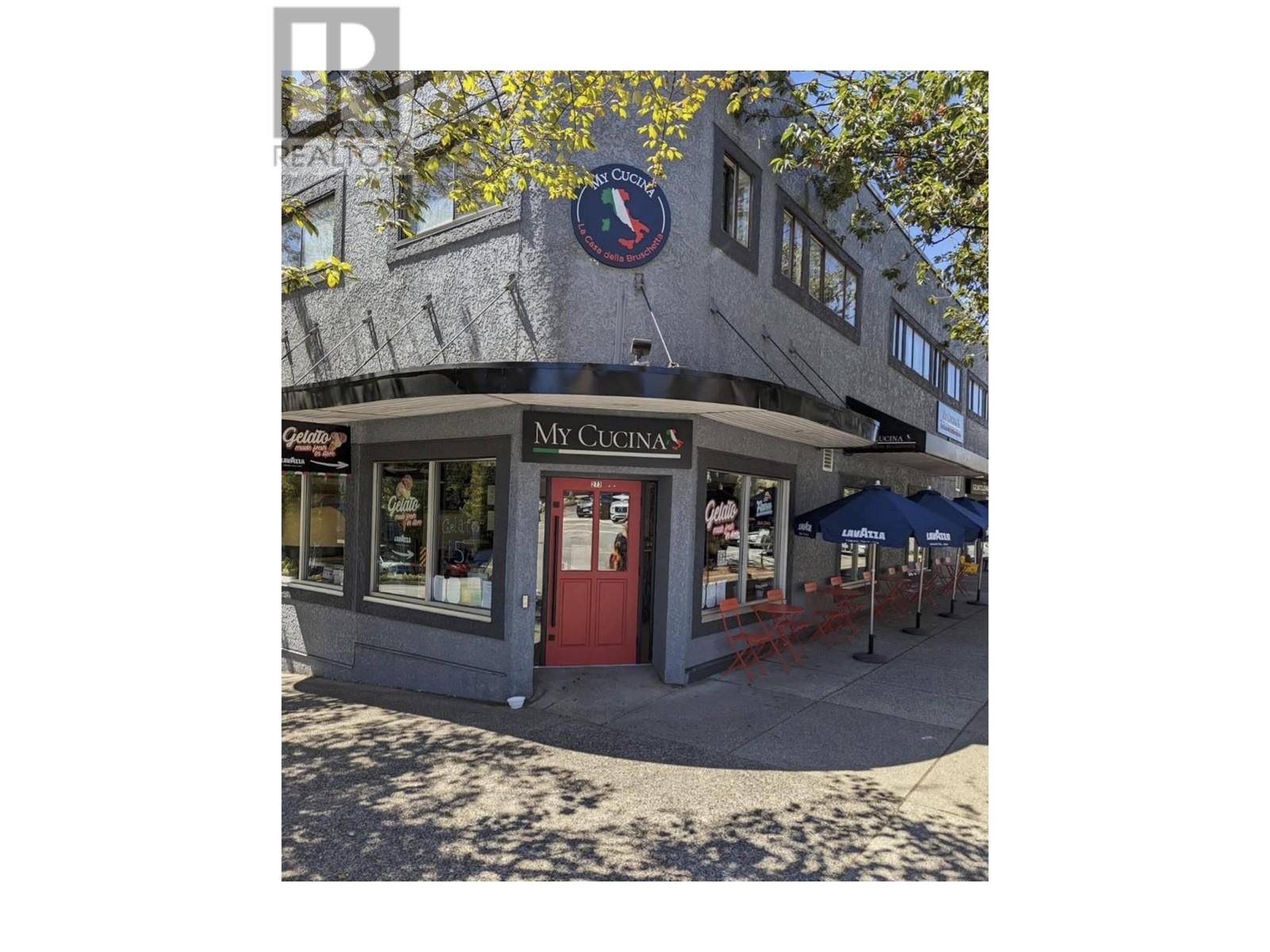273 Lonsdale Avenue Property Photo 1