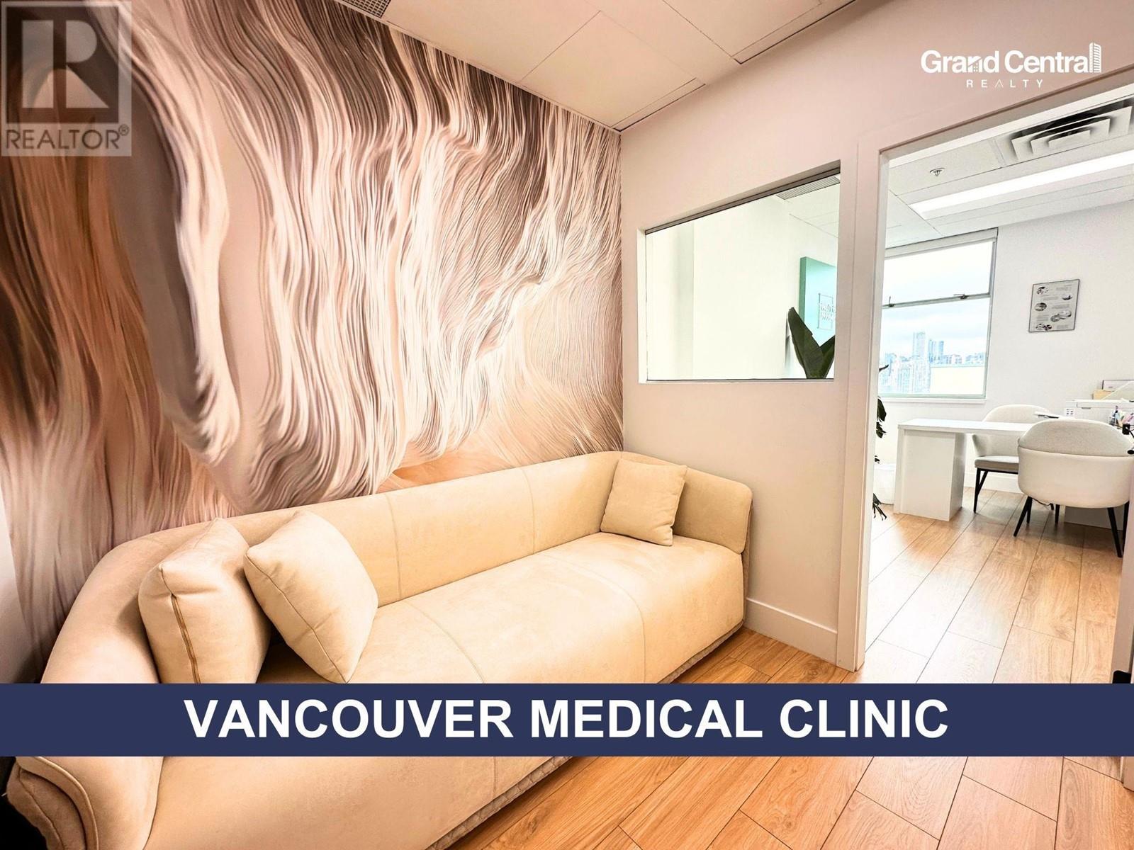 750 West Broadway #1407a Property Photo 1