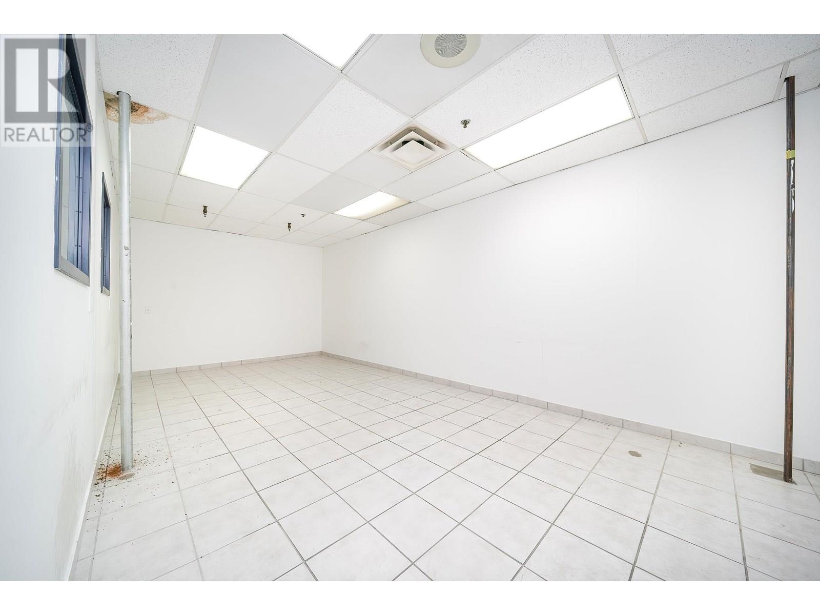 14 3871 North Fraser Way Property Photo 20