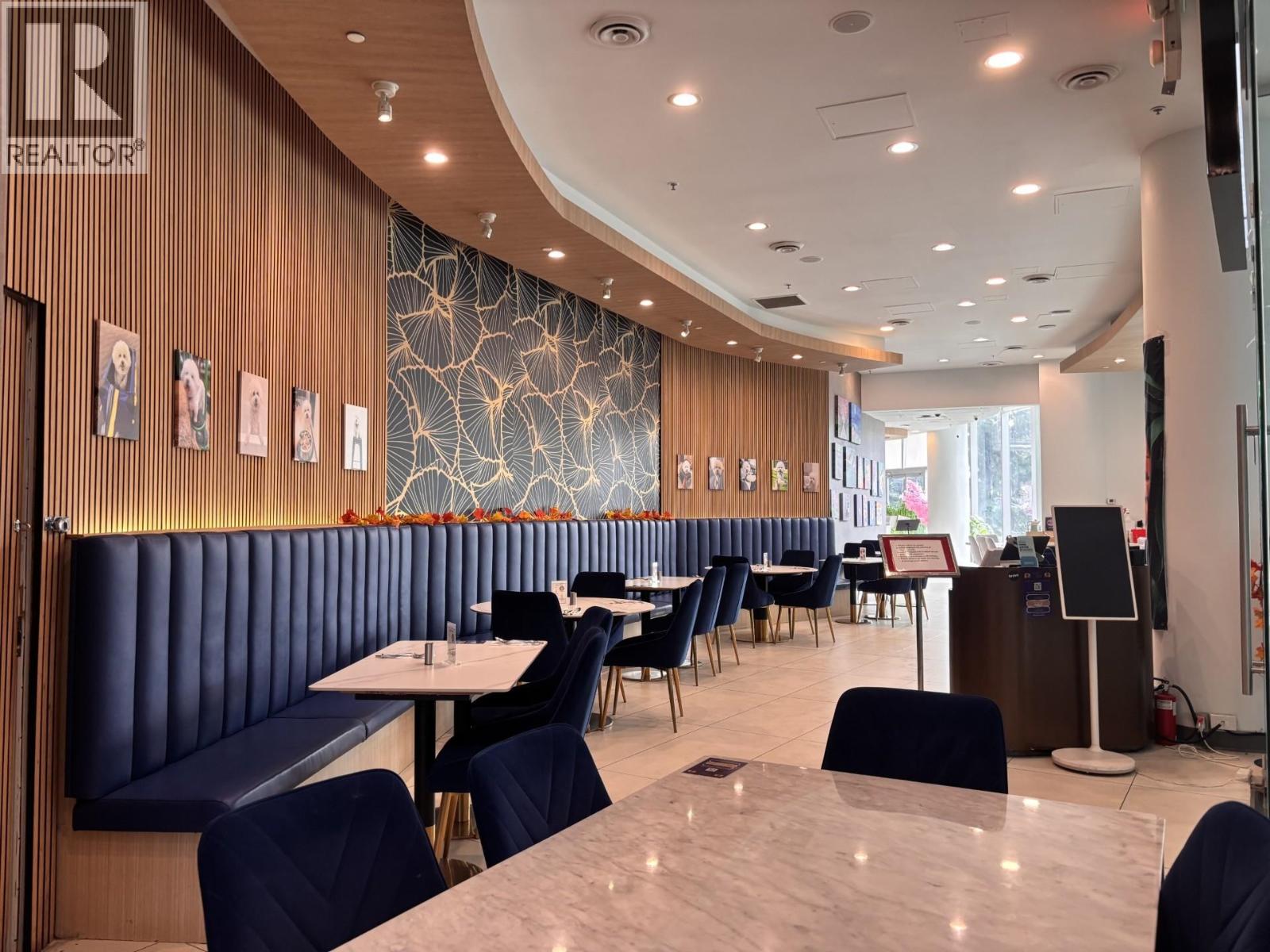 C8070059 Property Photo 2