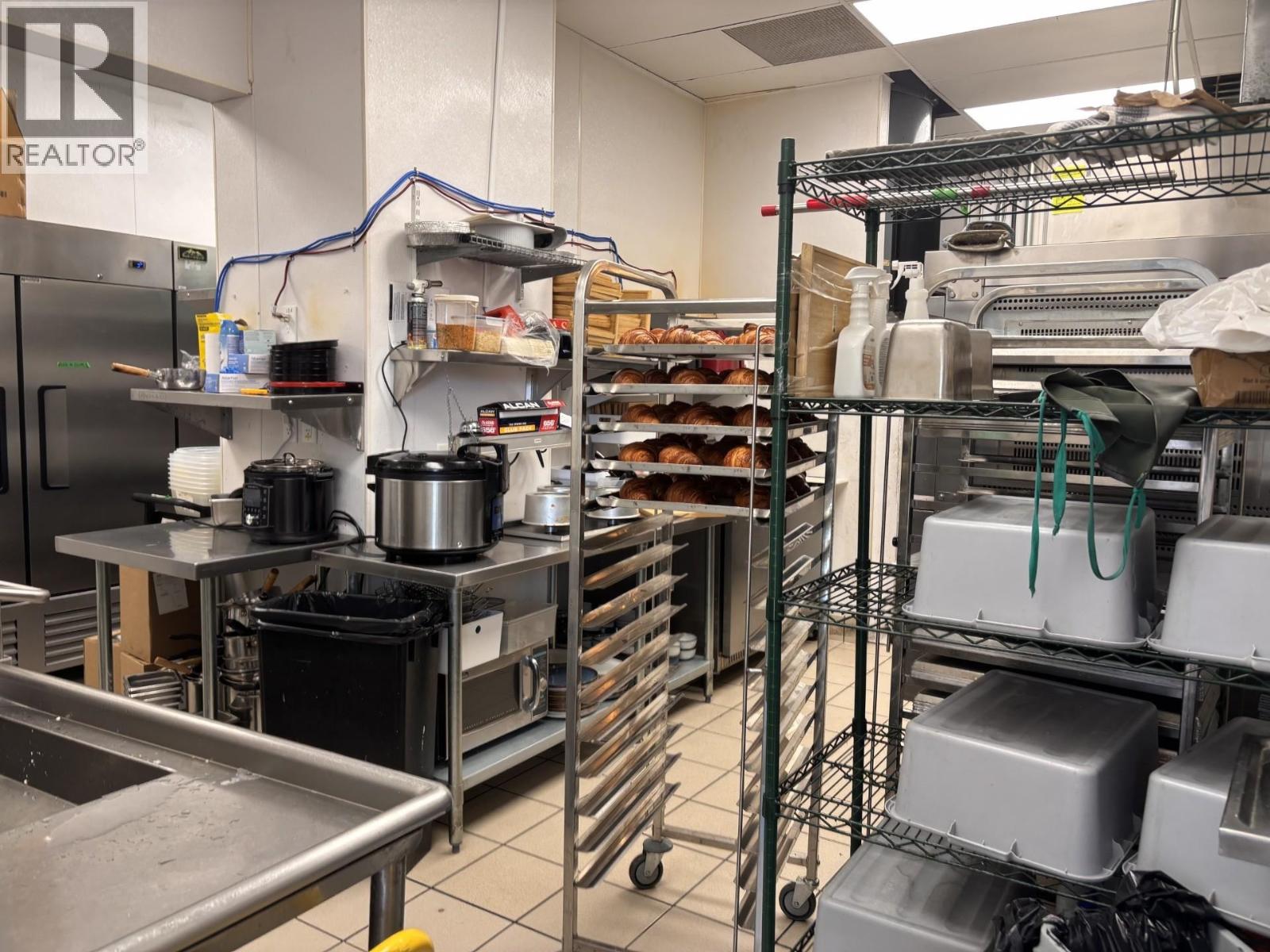 C8070059 Property Photo 8