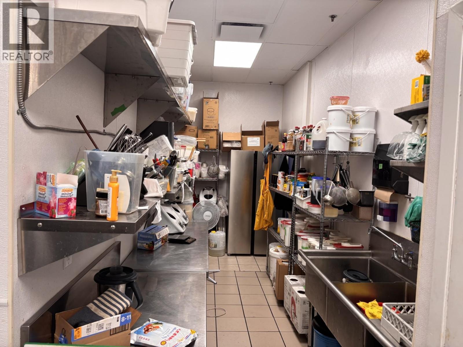 C8070059 Property Photo 9