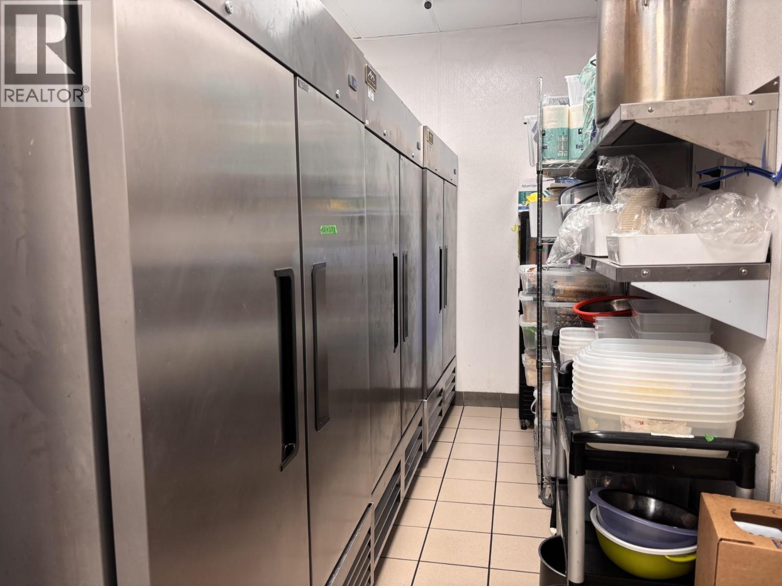 C8070059 Property Photo 10