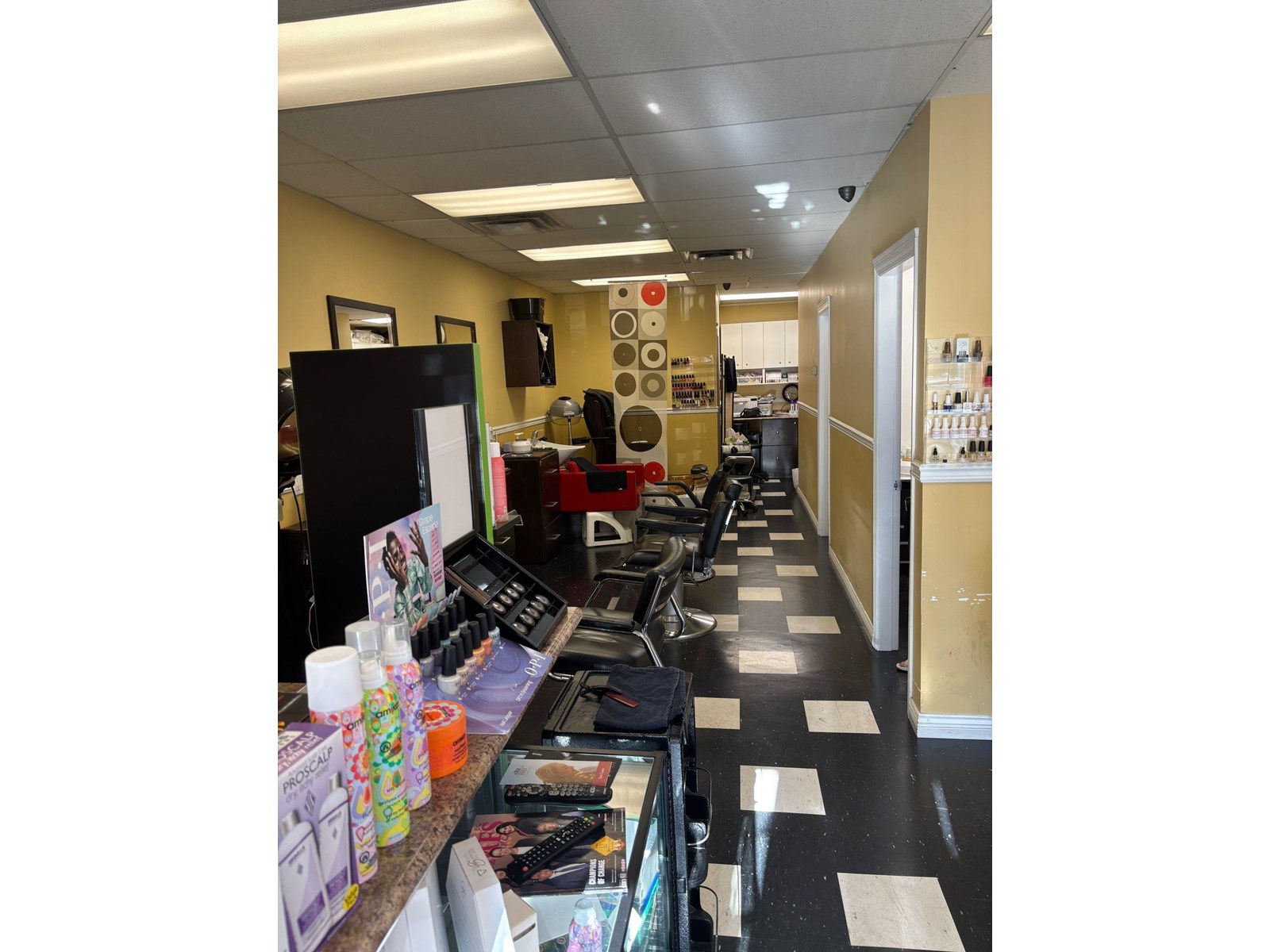 1384 Confidential Property Photo 2