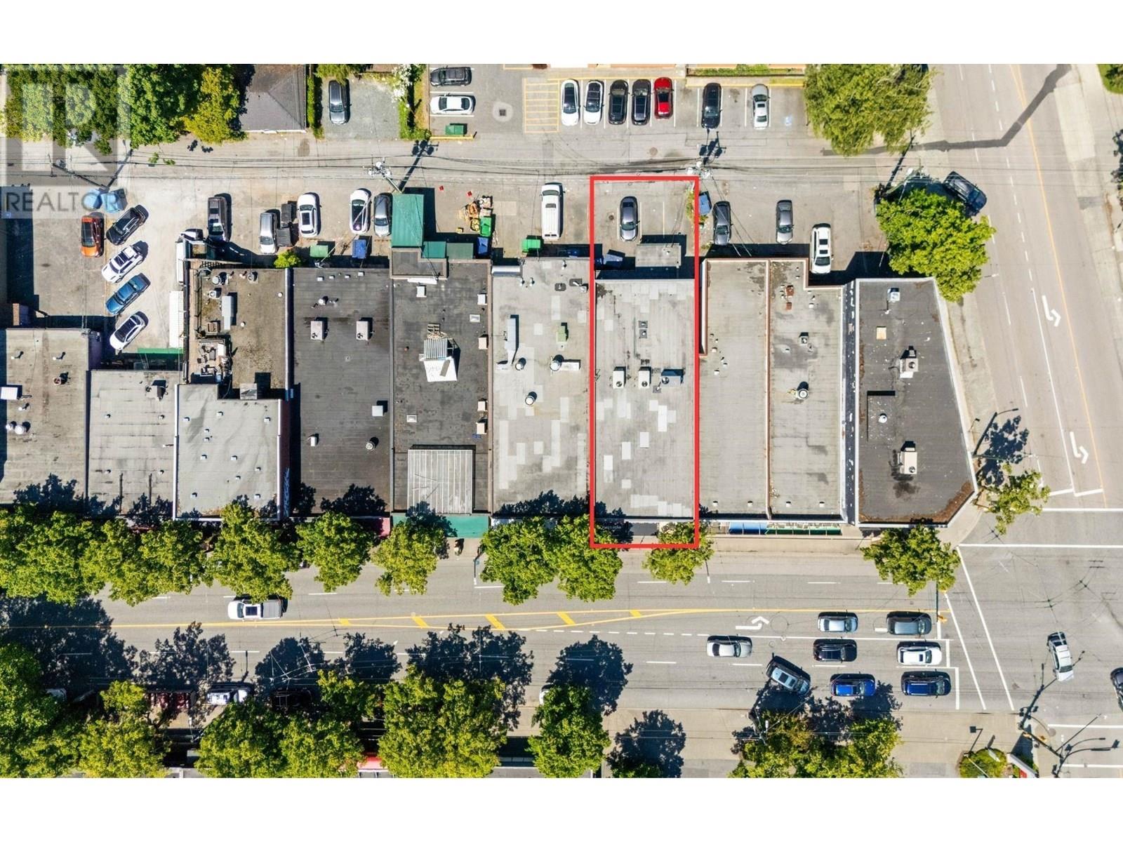 2813-2815-2817 W Broadway Property Photo 36