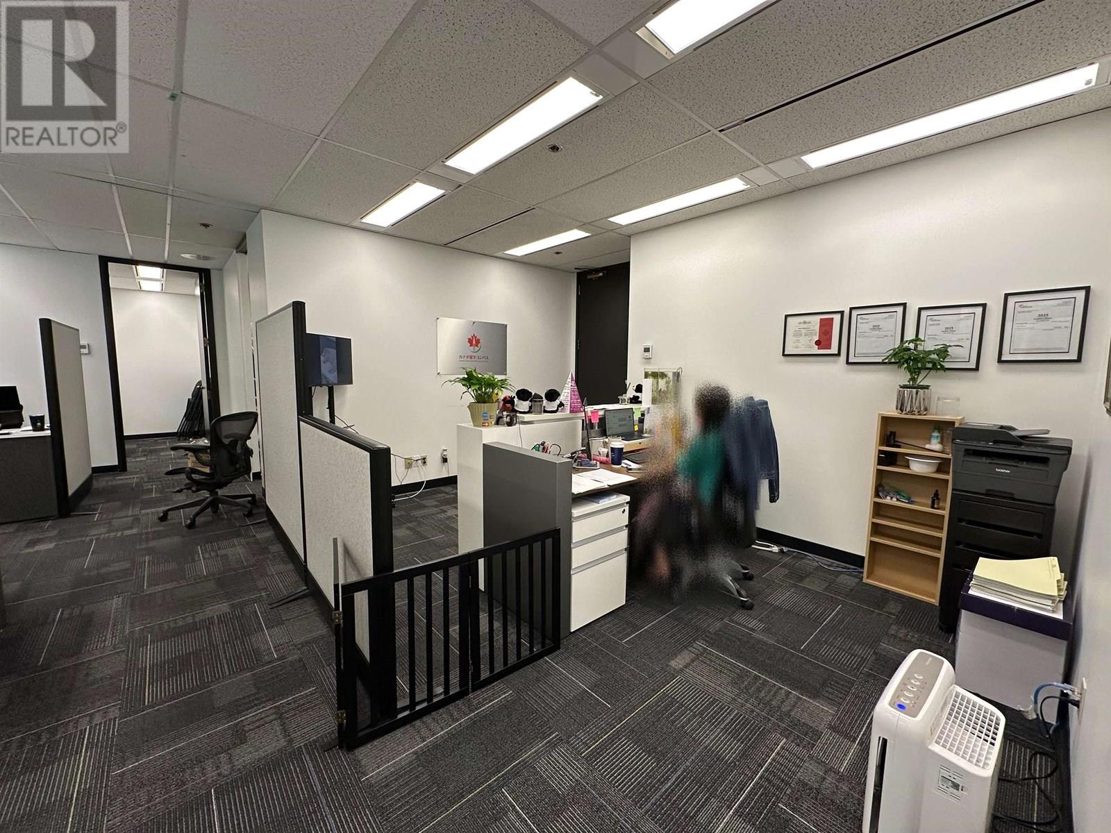 460 1140 W Pender Street Property Photo 3