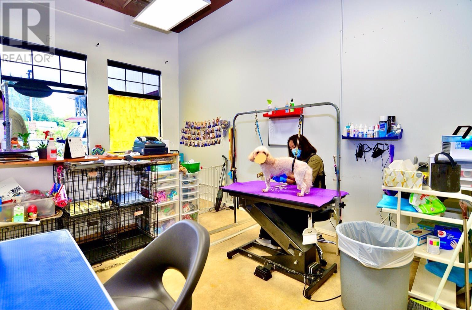 14 2662 Austin Avenue Property Photo 7