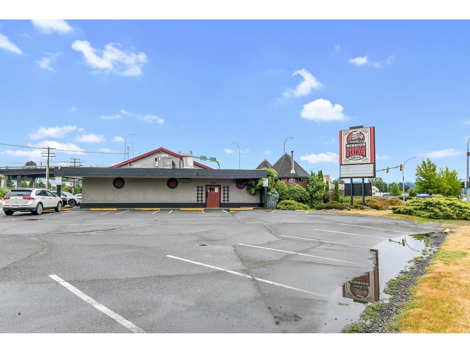 7216-7230 Horne Street Property Photo 2