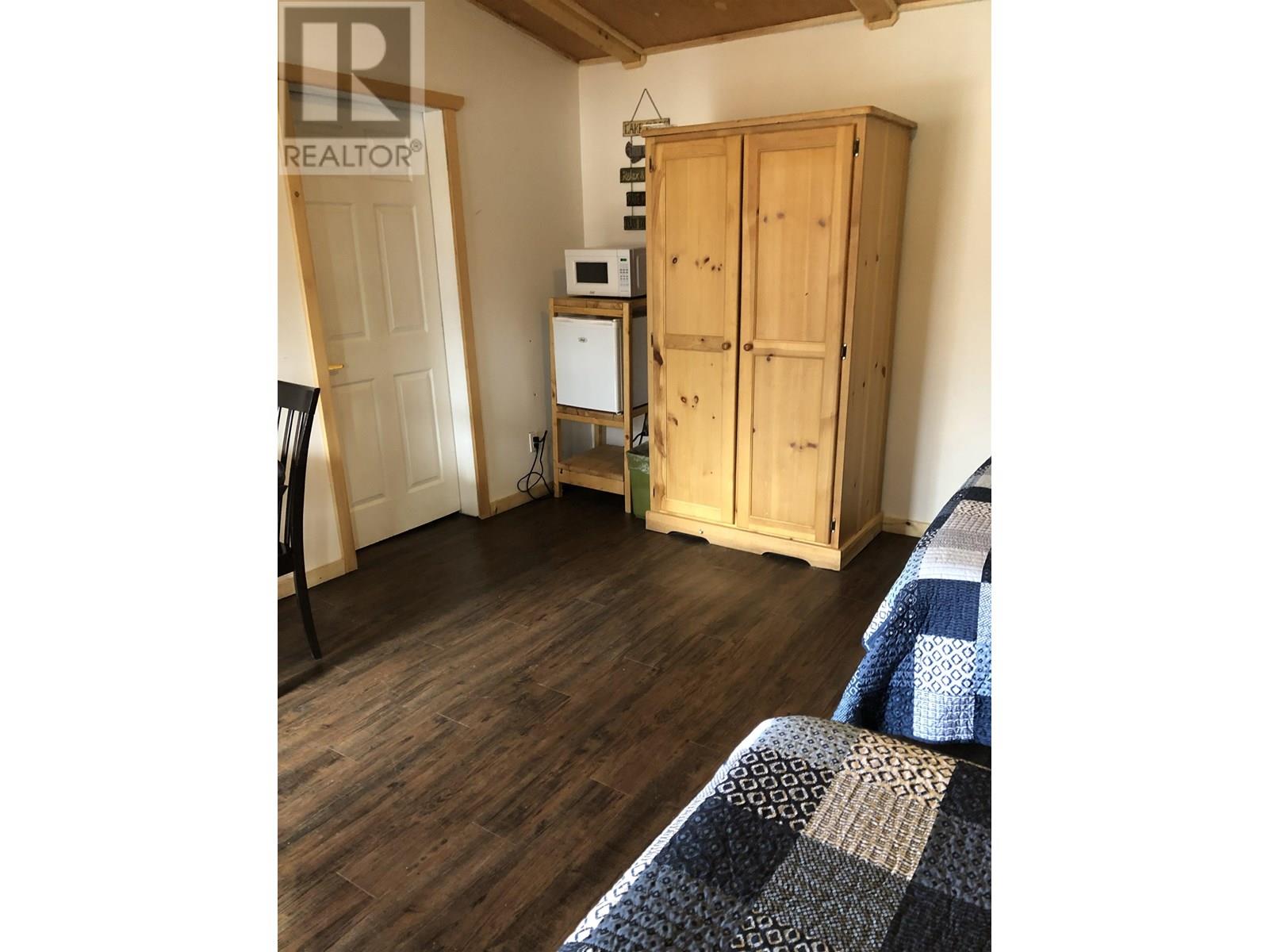 40265 37 Highway Property Photo 4