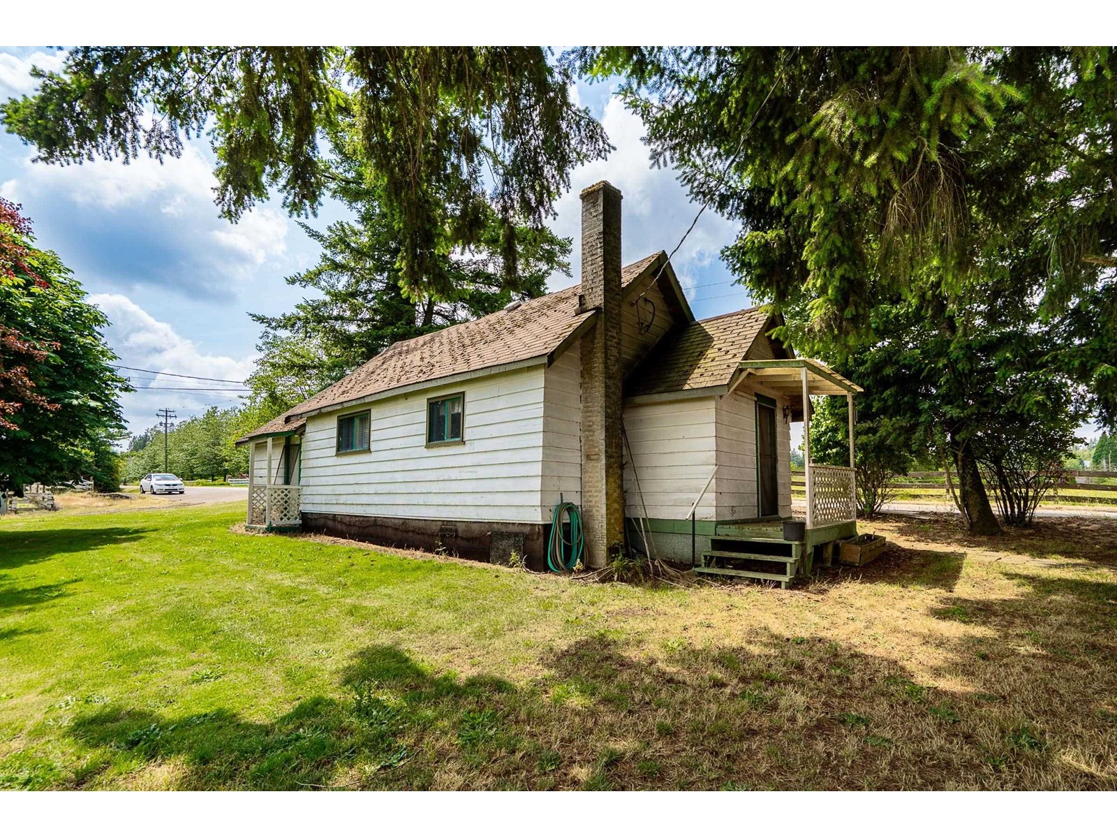 5948 156 Street Property Photo 18