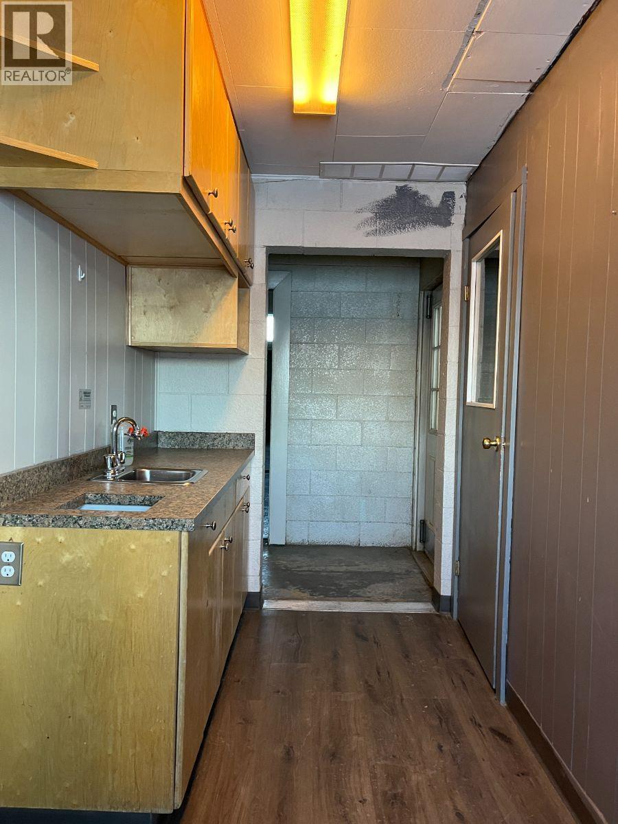 10415-10493 Alder Road Property Photo 17