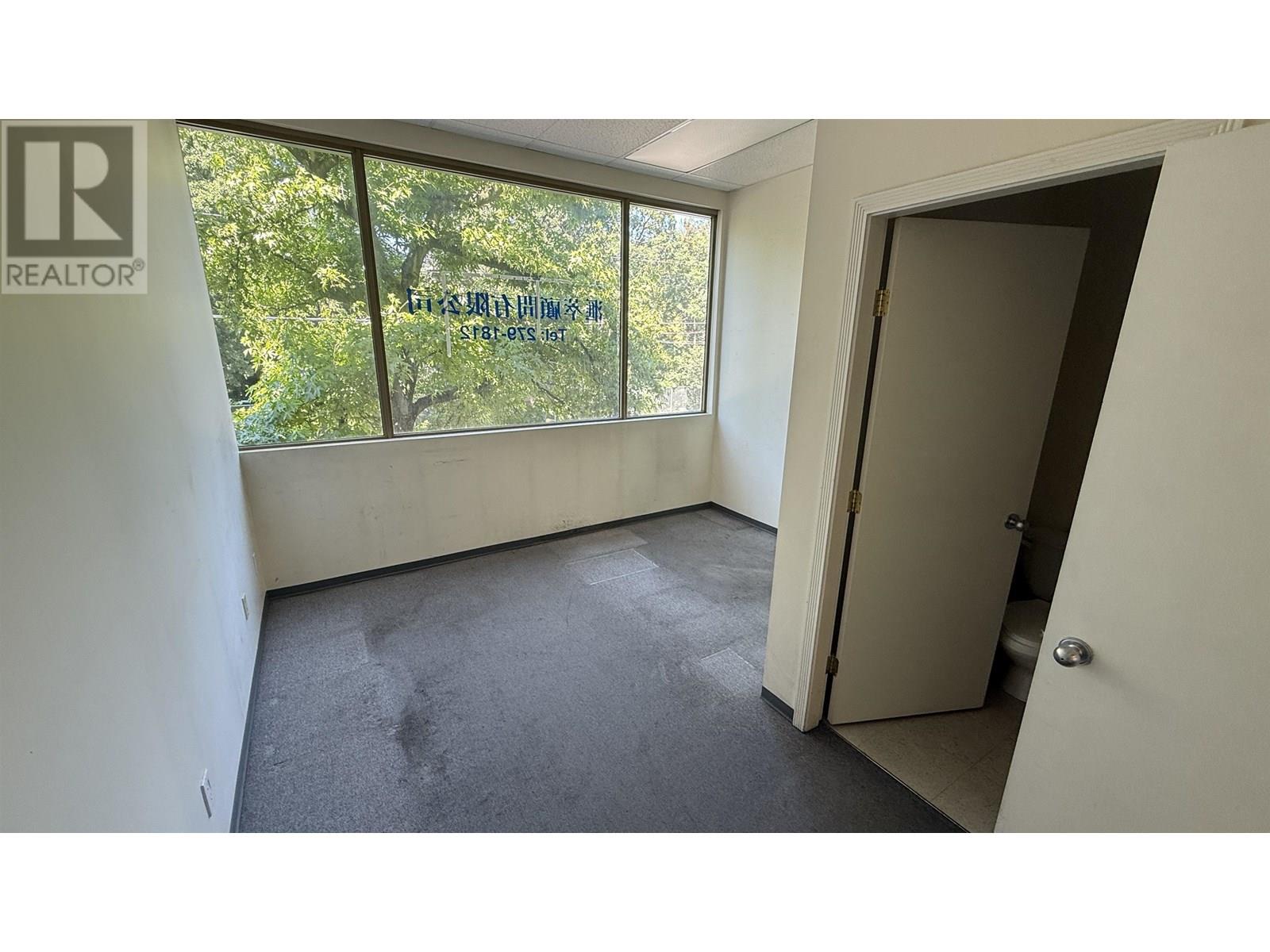 2405 8888 Odlin Road Property Photo 3