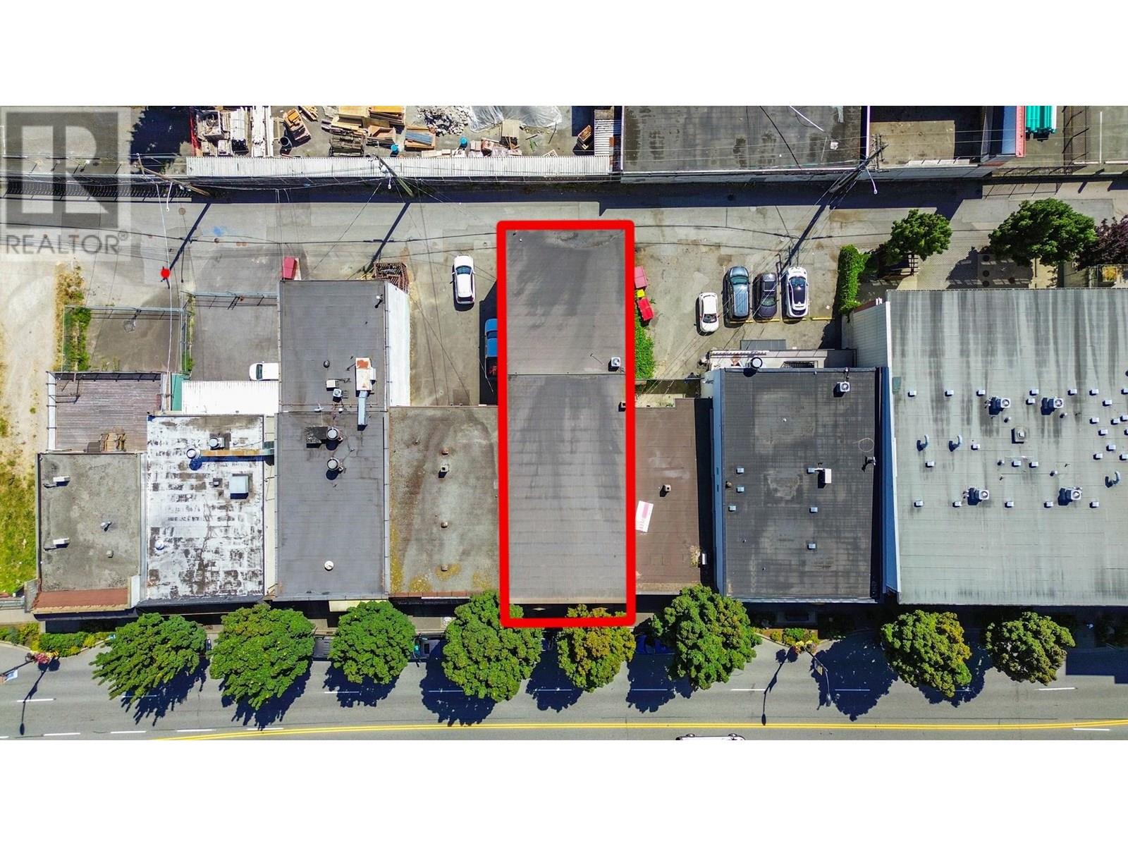 Upper 22344 Lougheed Highway Property Photo 3