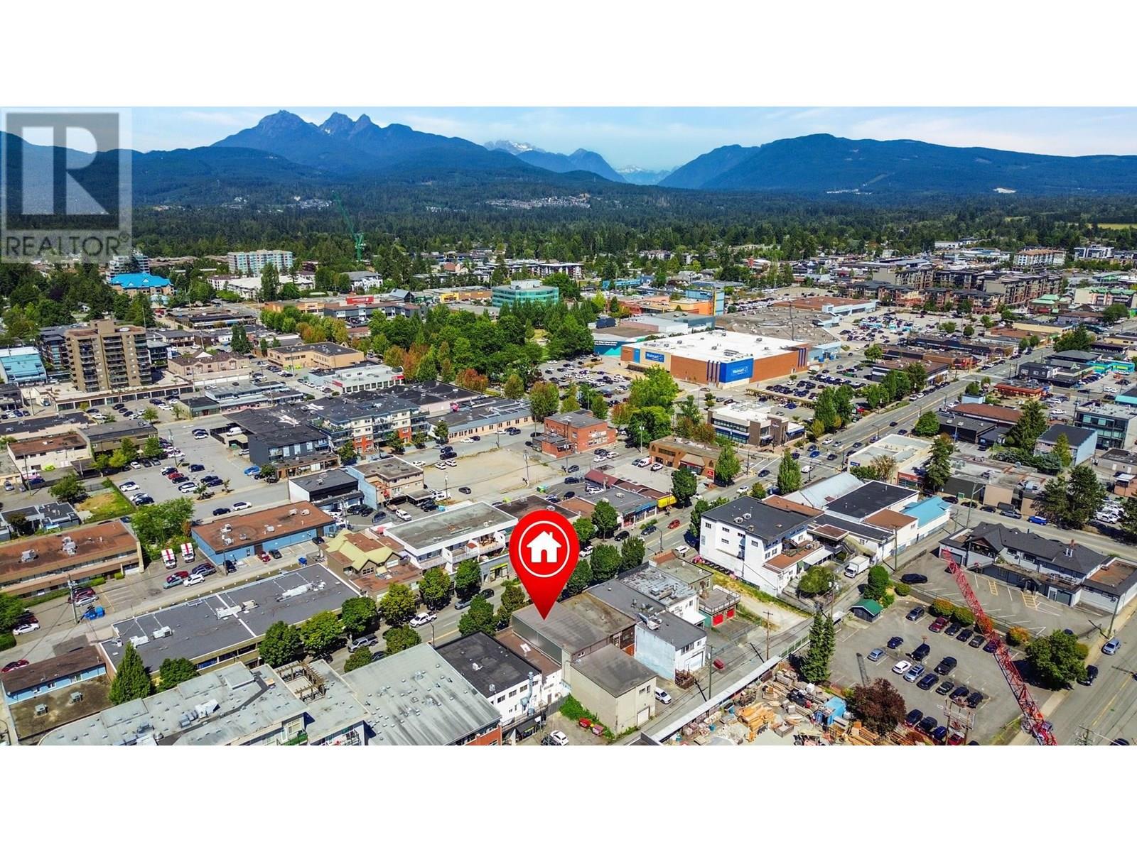 Upper 22344 Lougheed Highway Property Photo 6