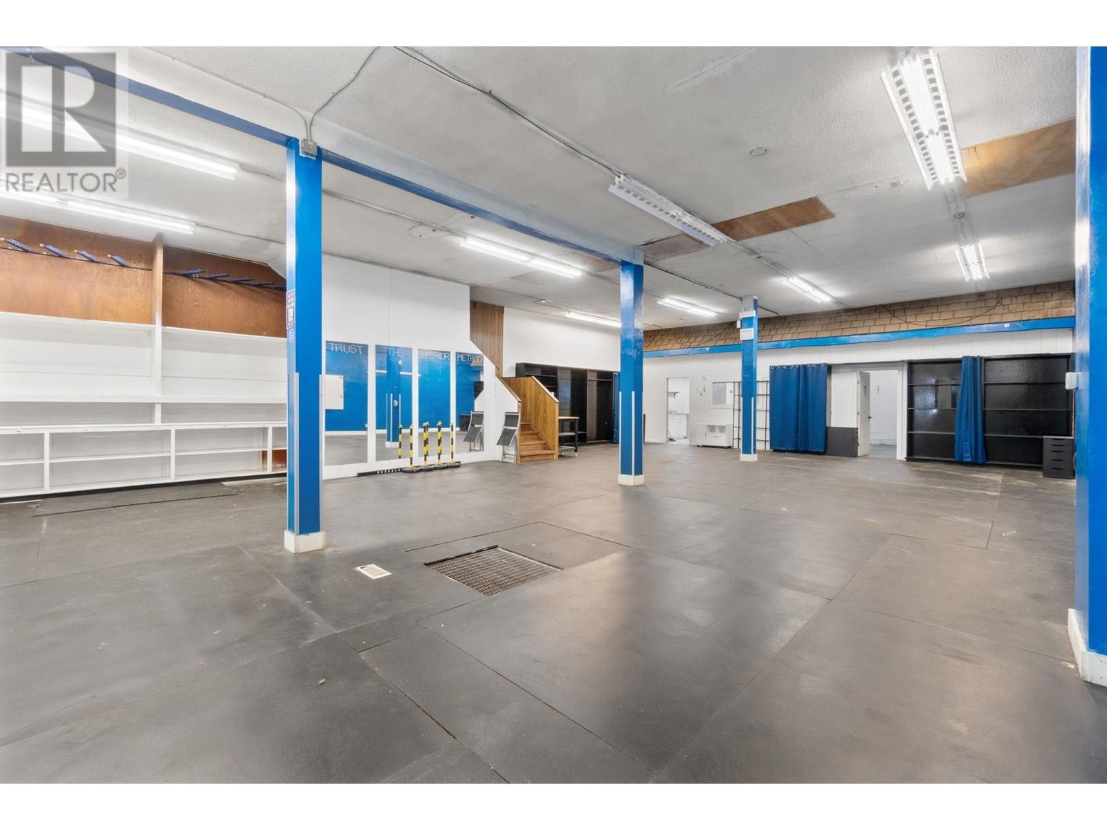 Upper 22344 Lougheed Highway Property Photo 12