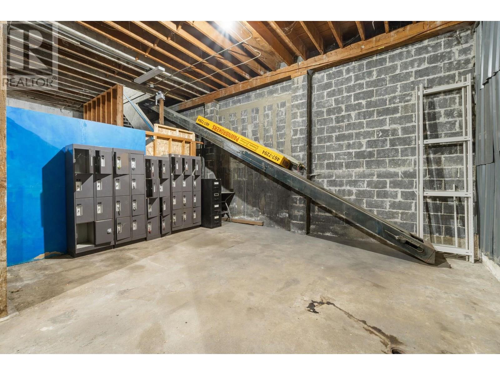 Lower 22344 Lougheed Highway Property Photo 10