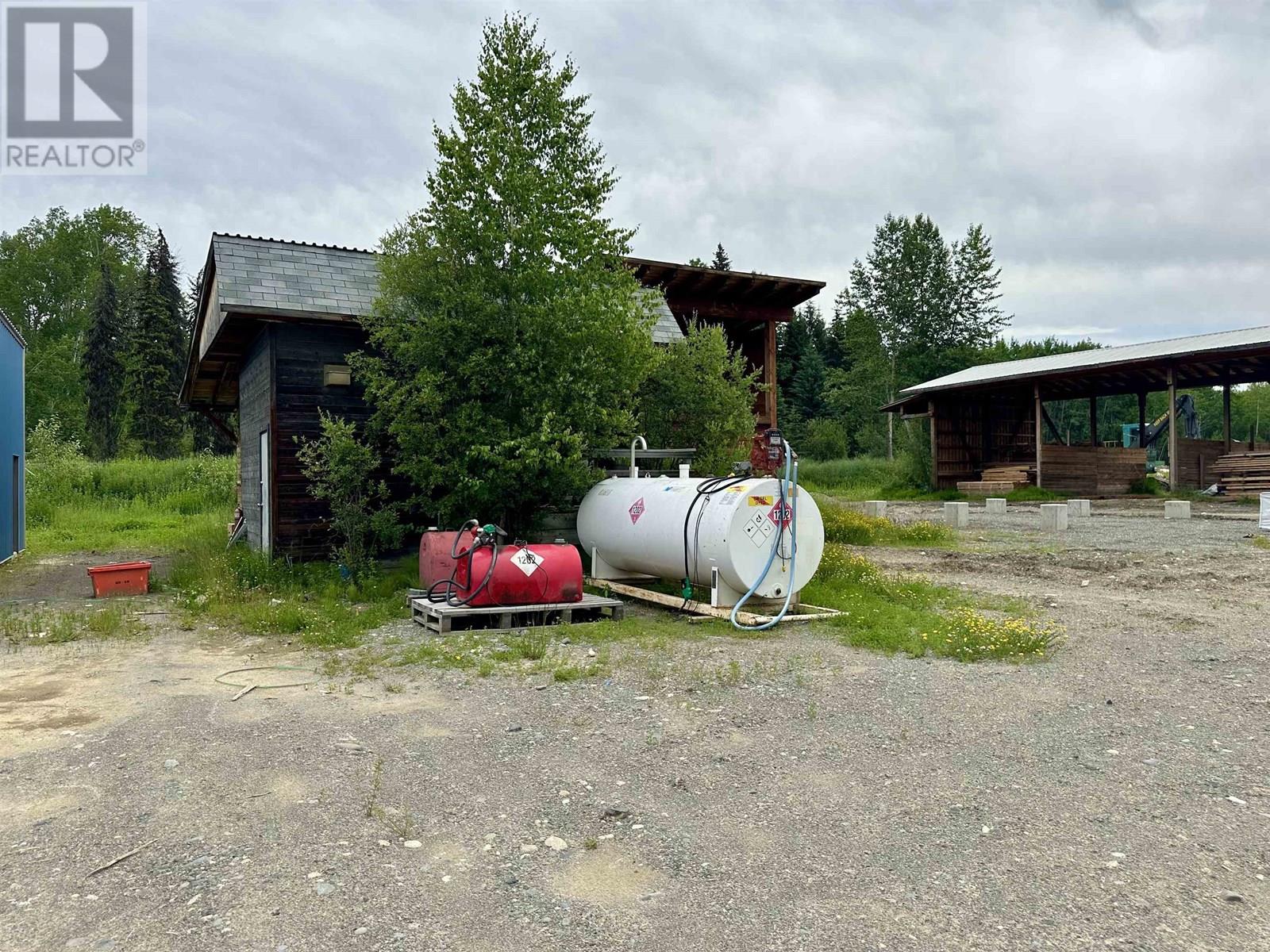 5622 Horsefly Lake Road Property Photo 6