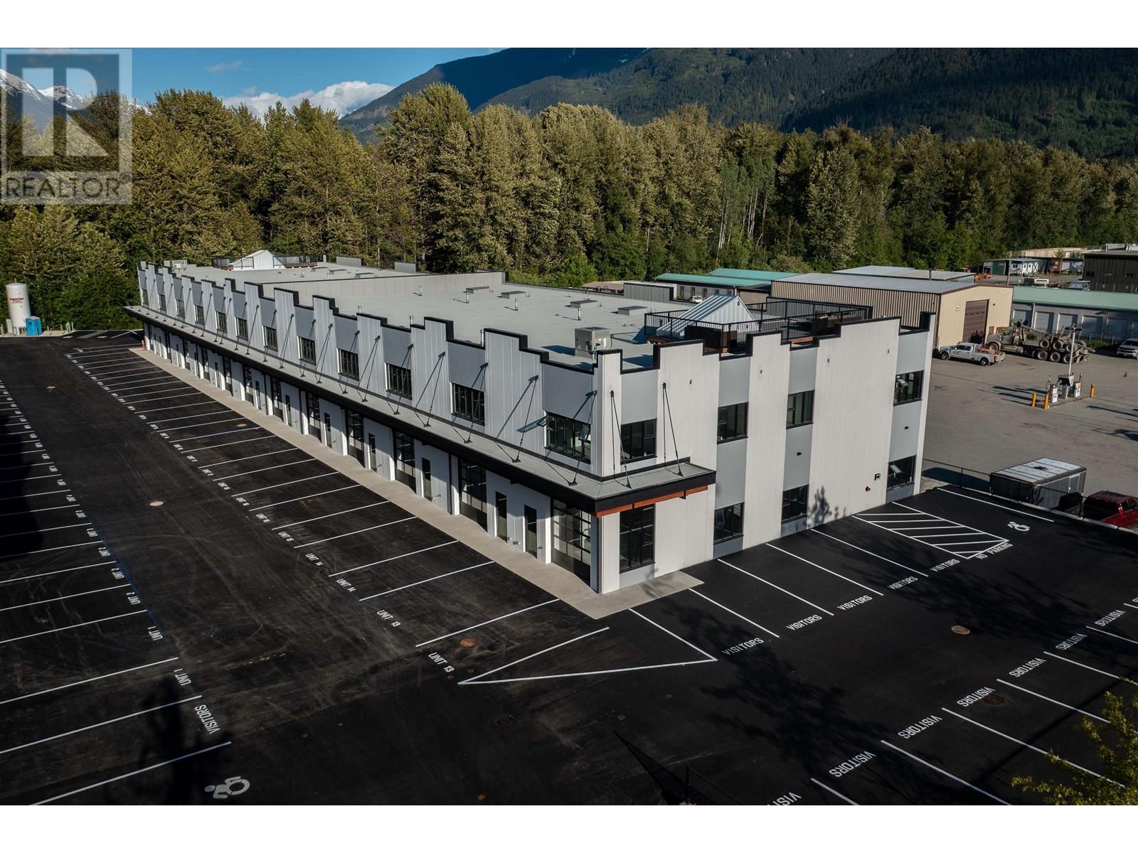 17 7342 Industrial Way Property Photo 1