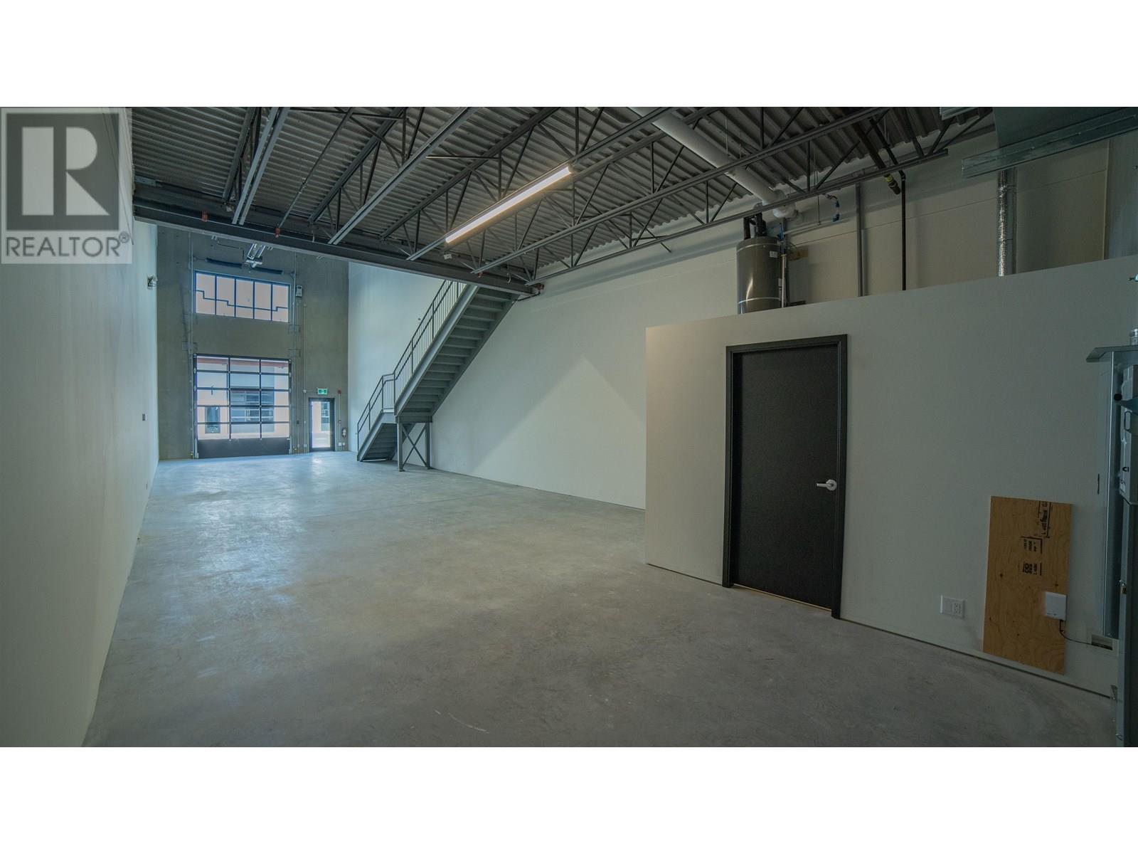 17 7342 Industrial Way Property Photo 16