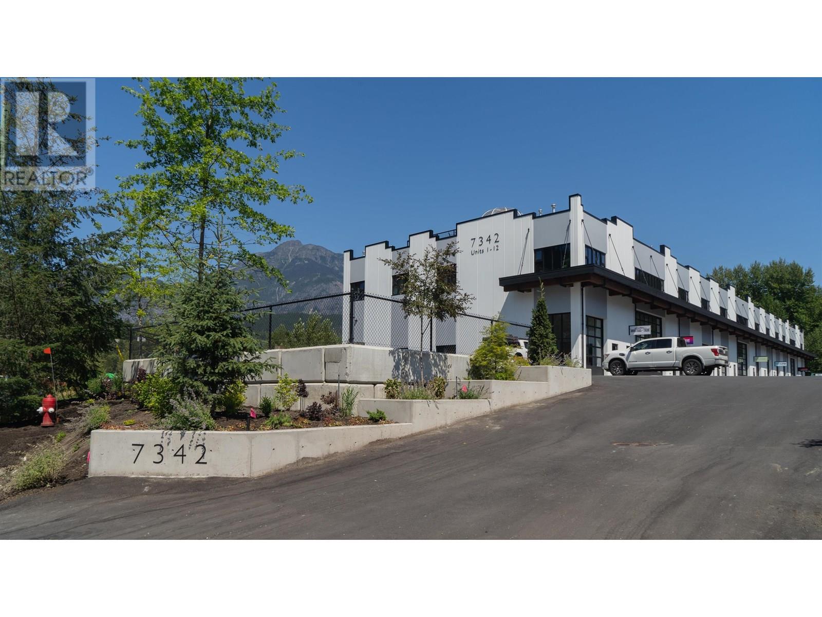 17 7342 Industrial Way Property Photo 21