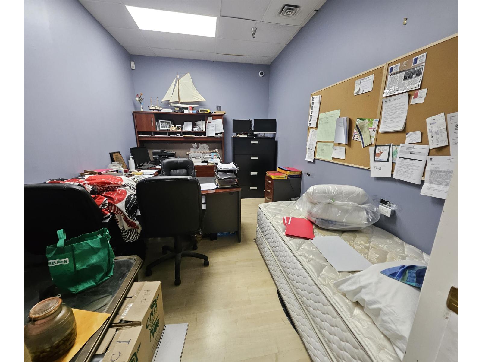 15223 Russell Avenue Property Photo 5