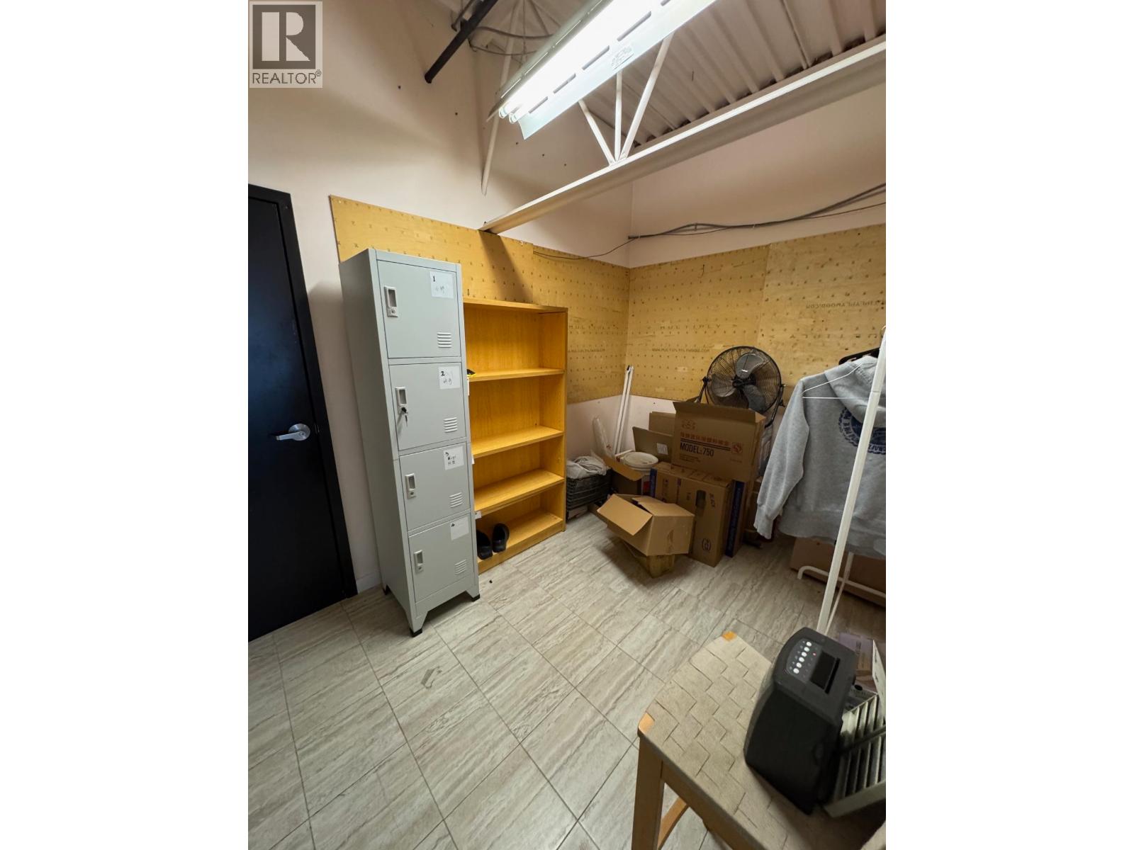 6&7 12800 Bathgate Way Property Photo 10
