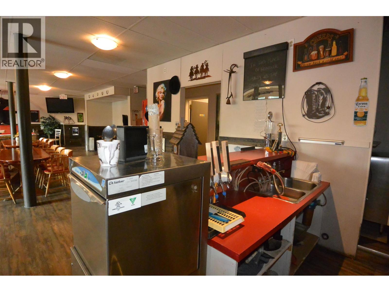 1709 Riverside Street Property Photo 18
