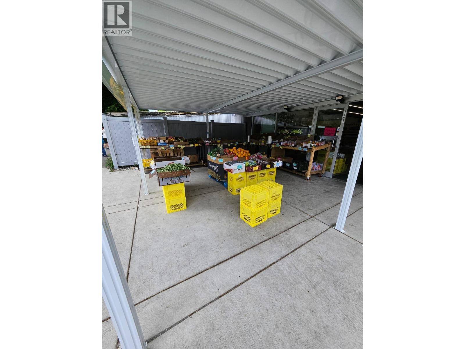 C8071983 Property Photo 3