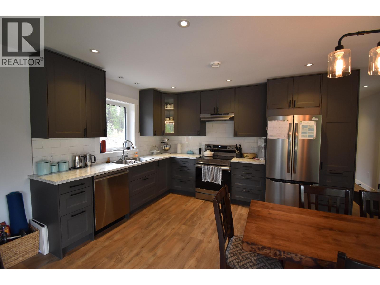 10955 Skillhorn Road Property Photo 19
