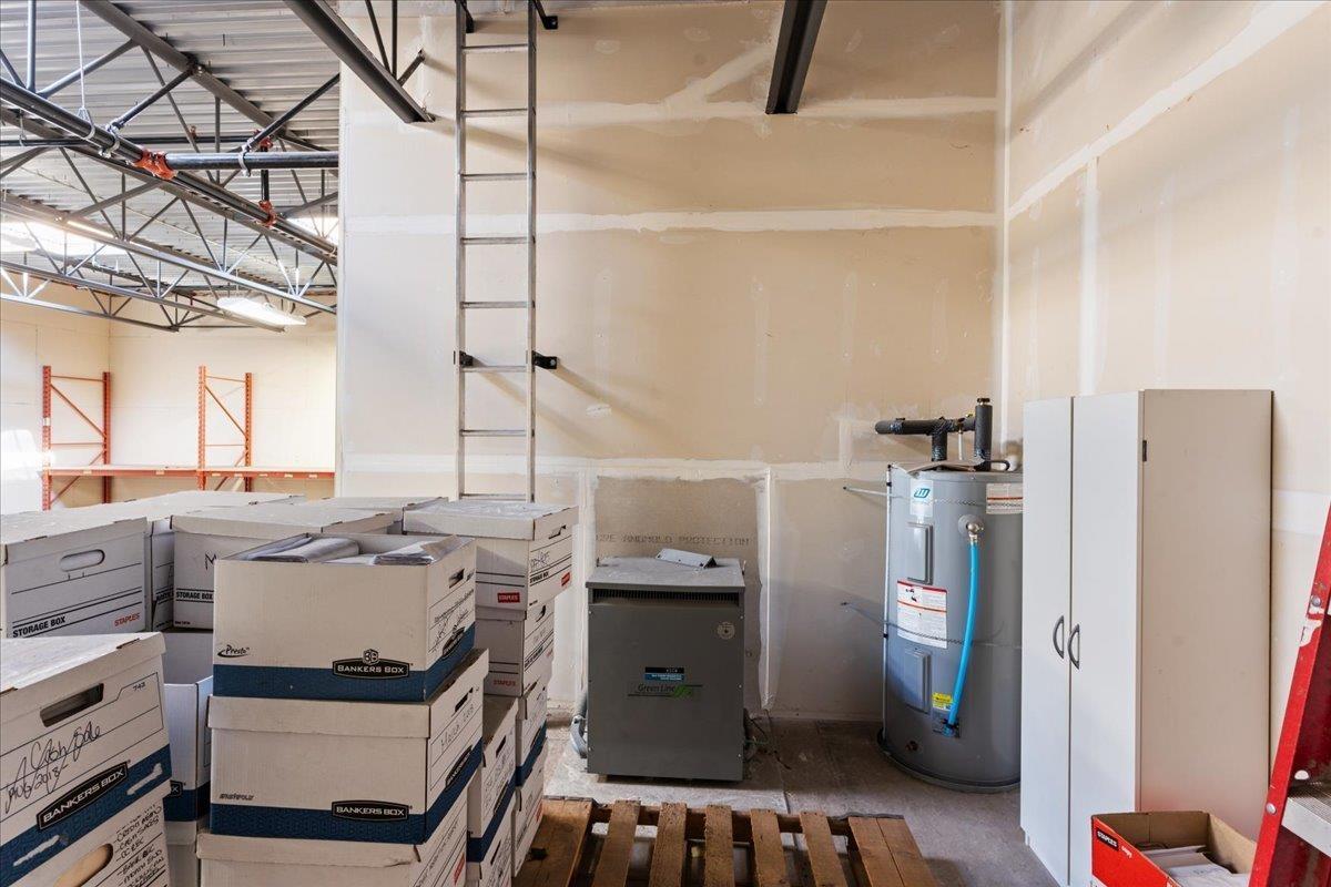 43871 Progress Way Property Photo 34
