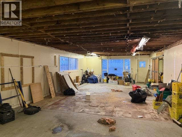 4413 W 10th Avenue Property Photo 8