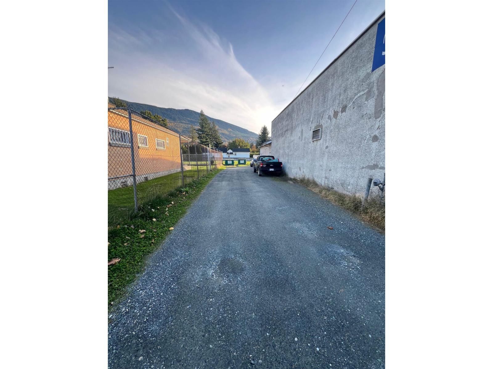 42232 Yarrow Central Road Property Photo 12