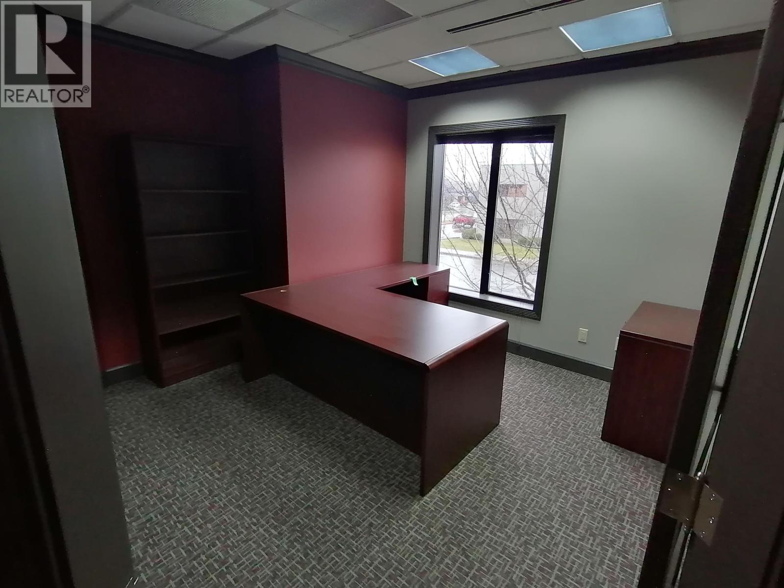 100 6660 Graybar Property Photo 4