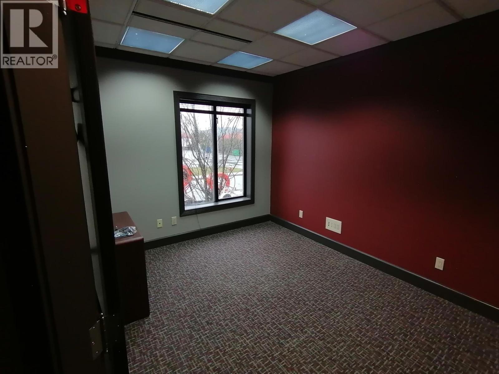 100 6660 Graybar Property Photo 7