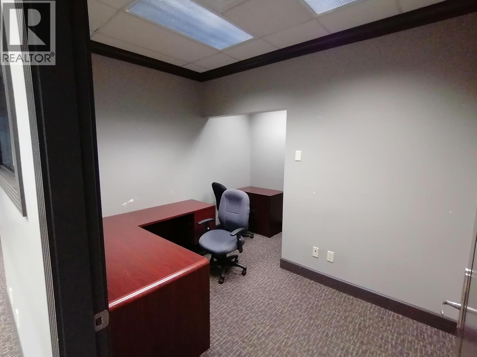 100 6660 Graybar Property Photo 11