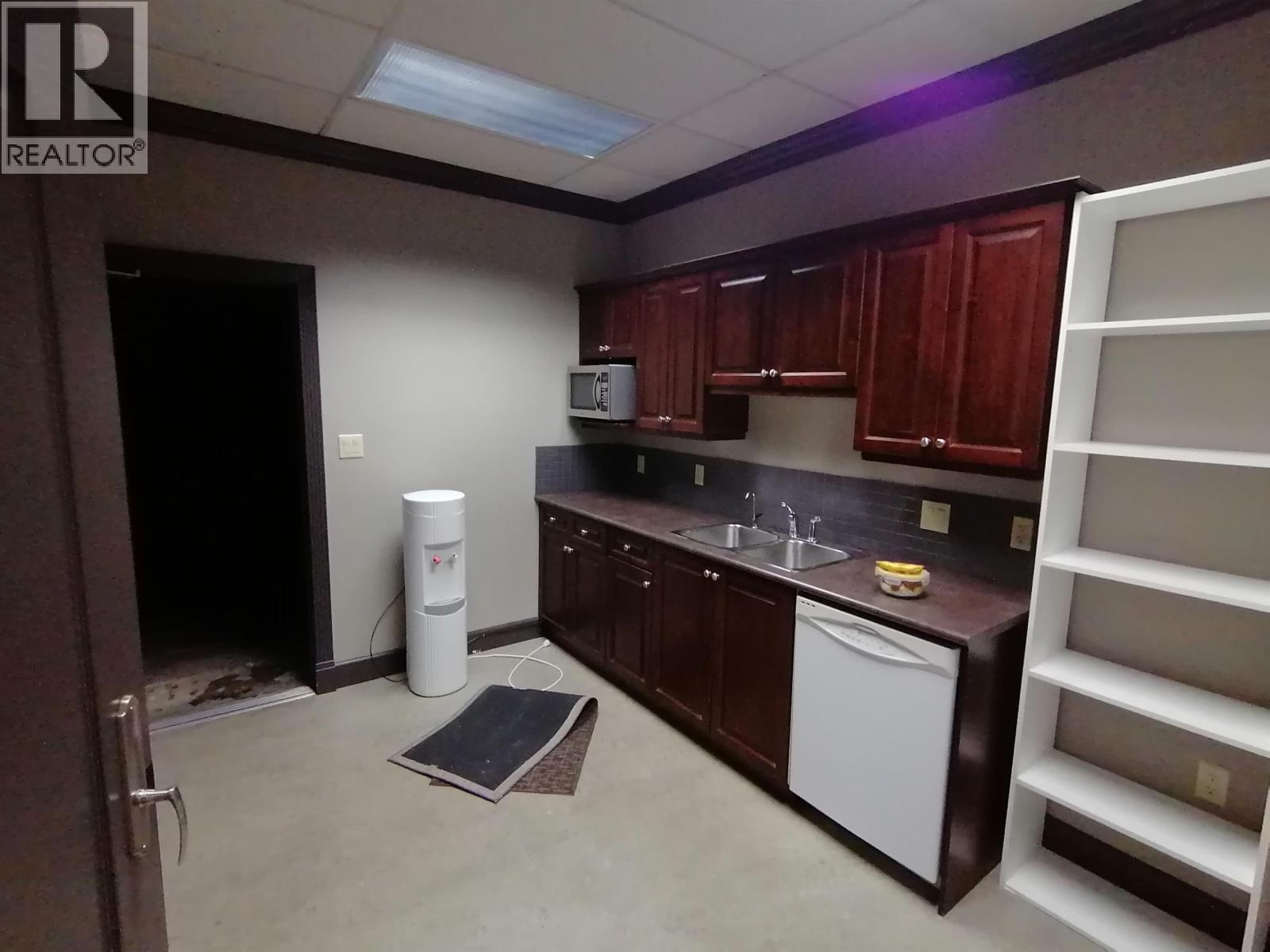 100 6660 Graybar Property Photo 13