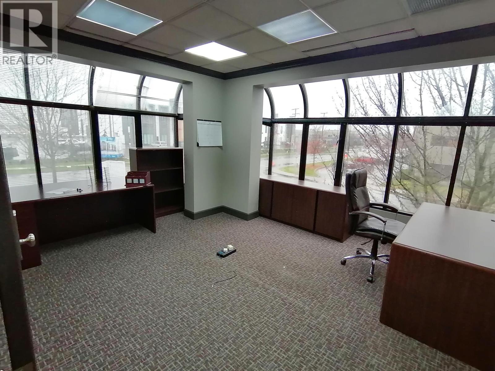 100 6660 Graybar Property Photo 18
