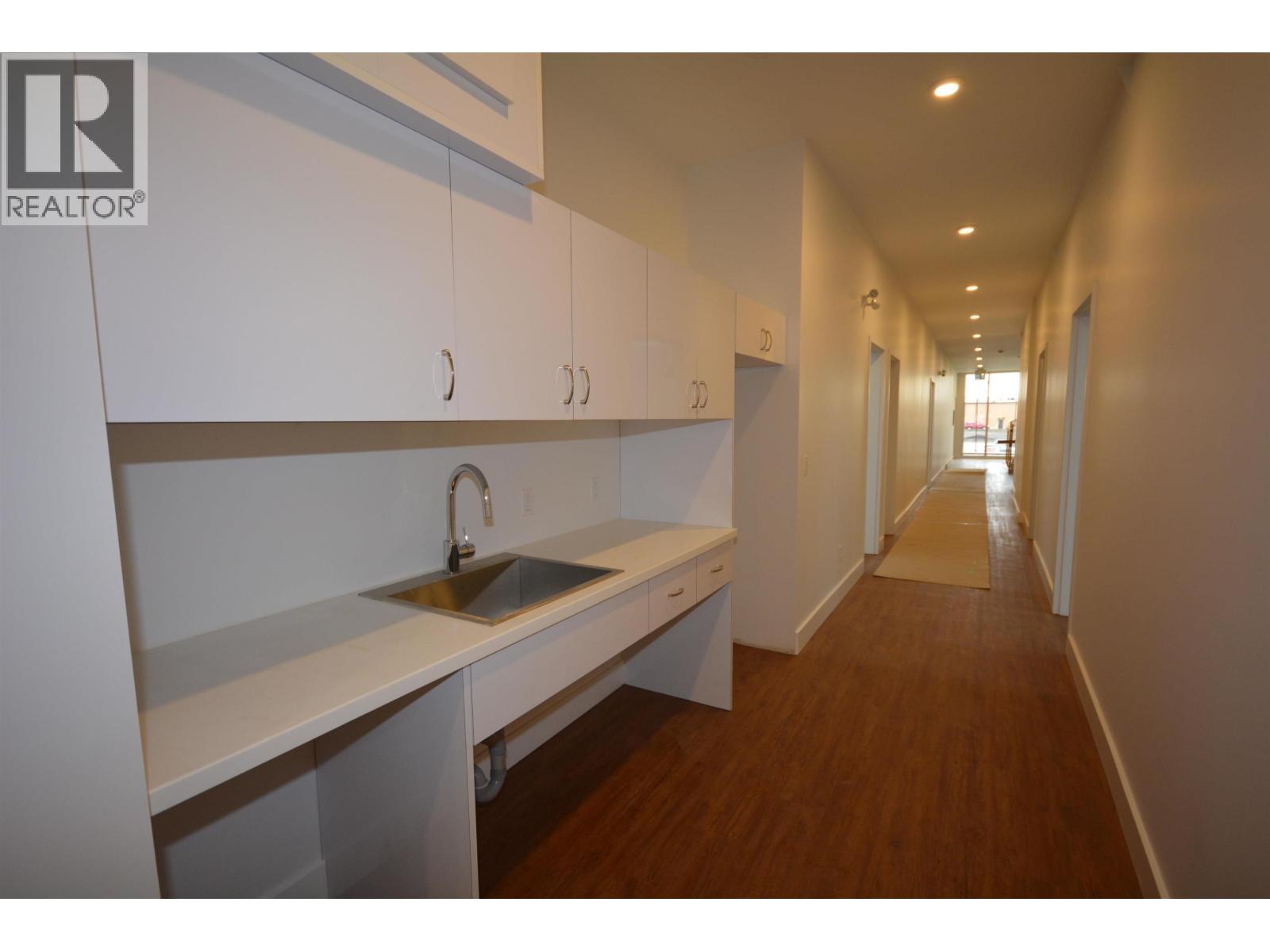 E 10019 103 Avenue Property Photo 13