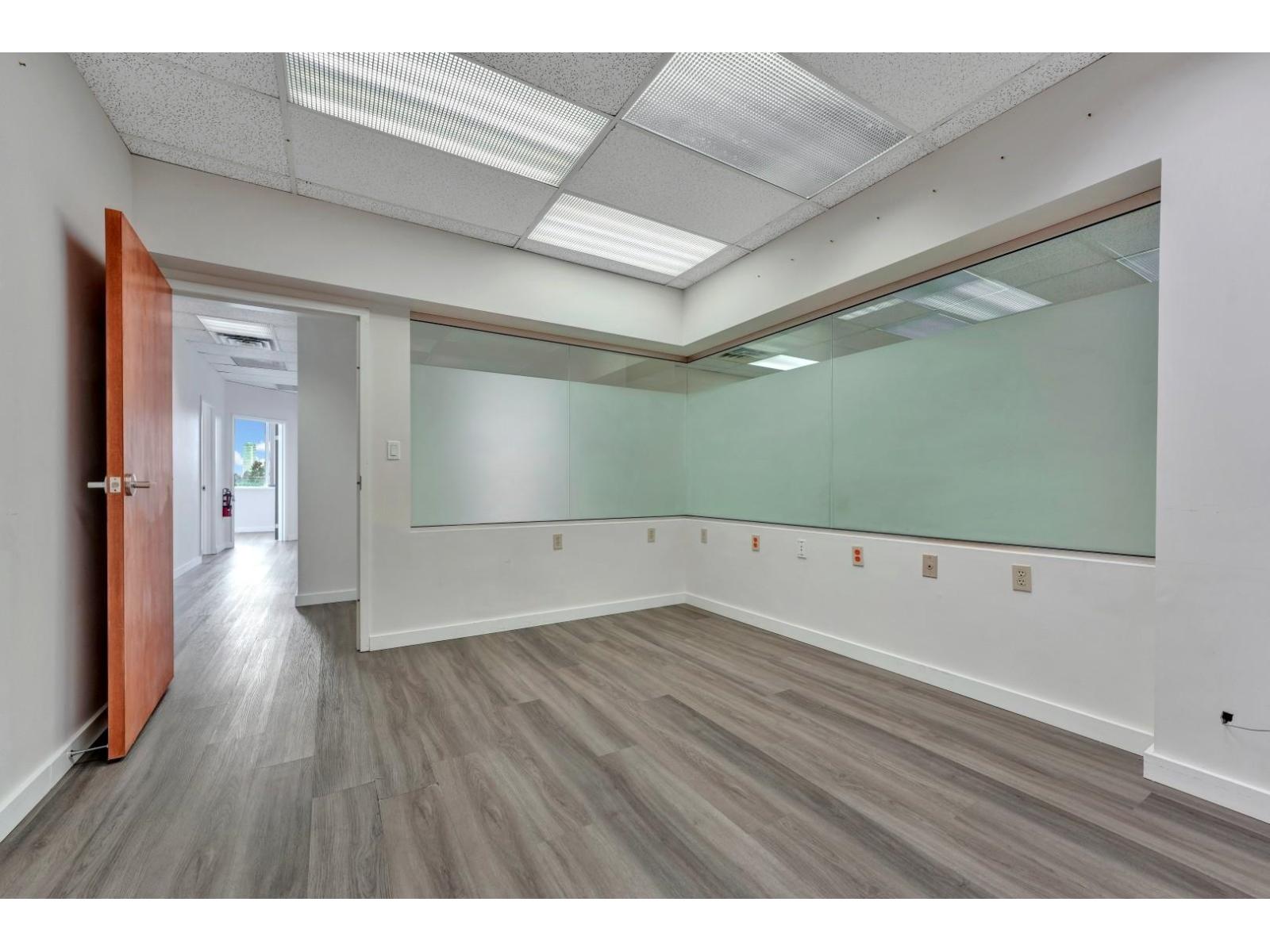 404 11861 88th Avenue Property Photo 9