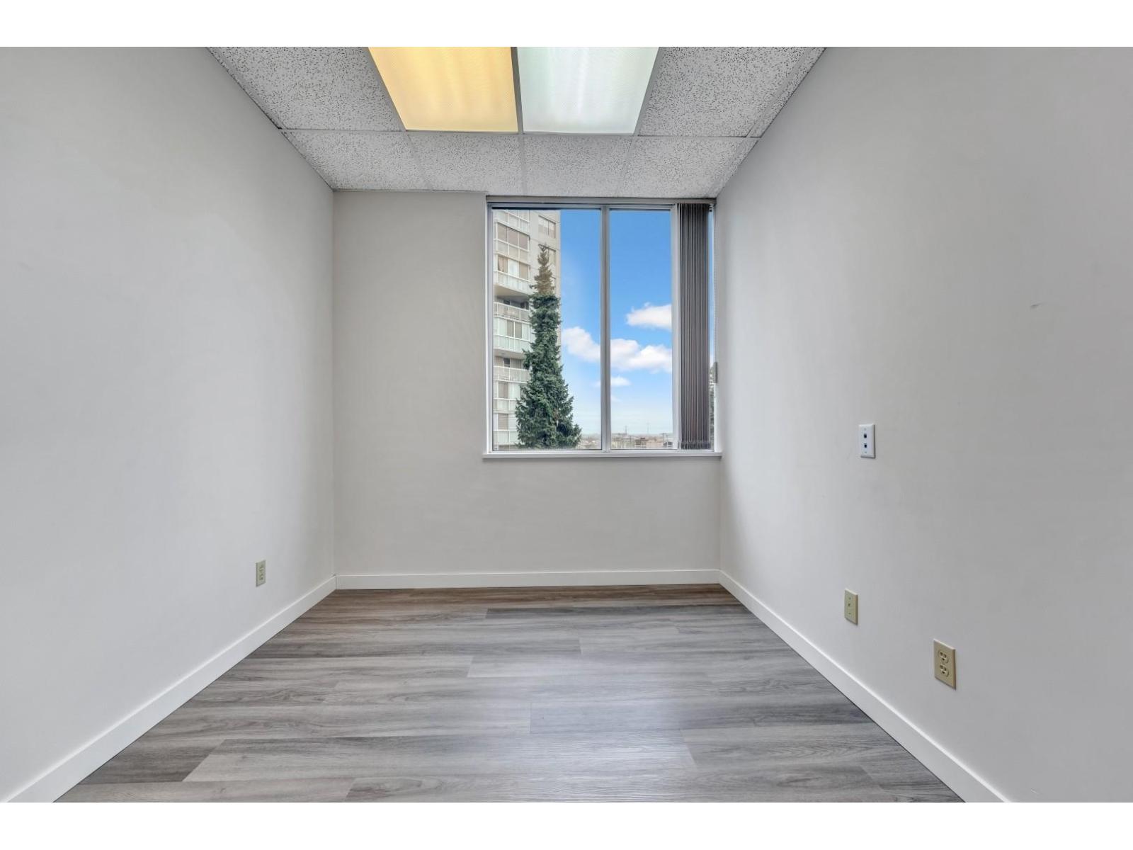 404 11861 88th Avenue Property Photo 18
