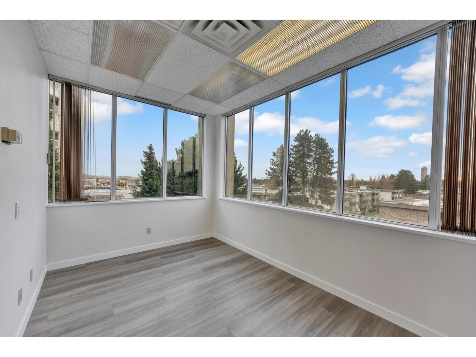404 11861 88th Avenue Property Photo 24